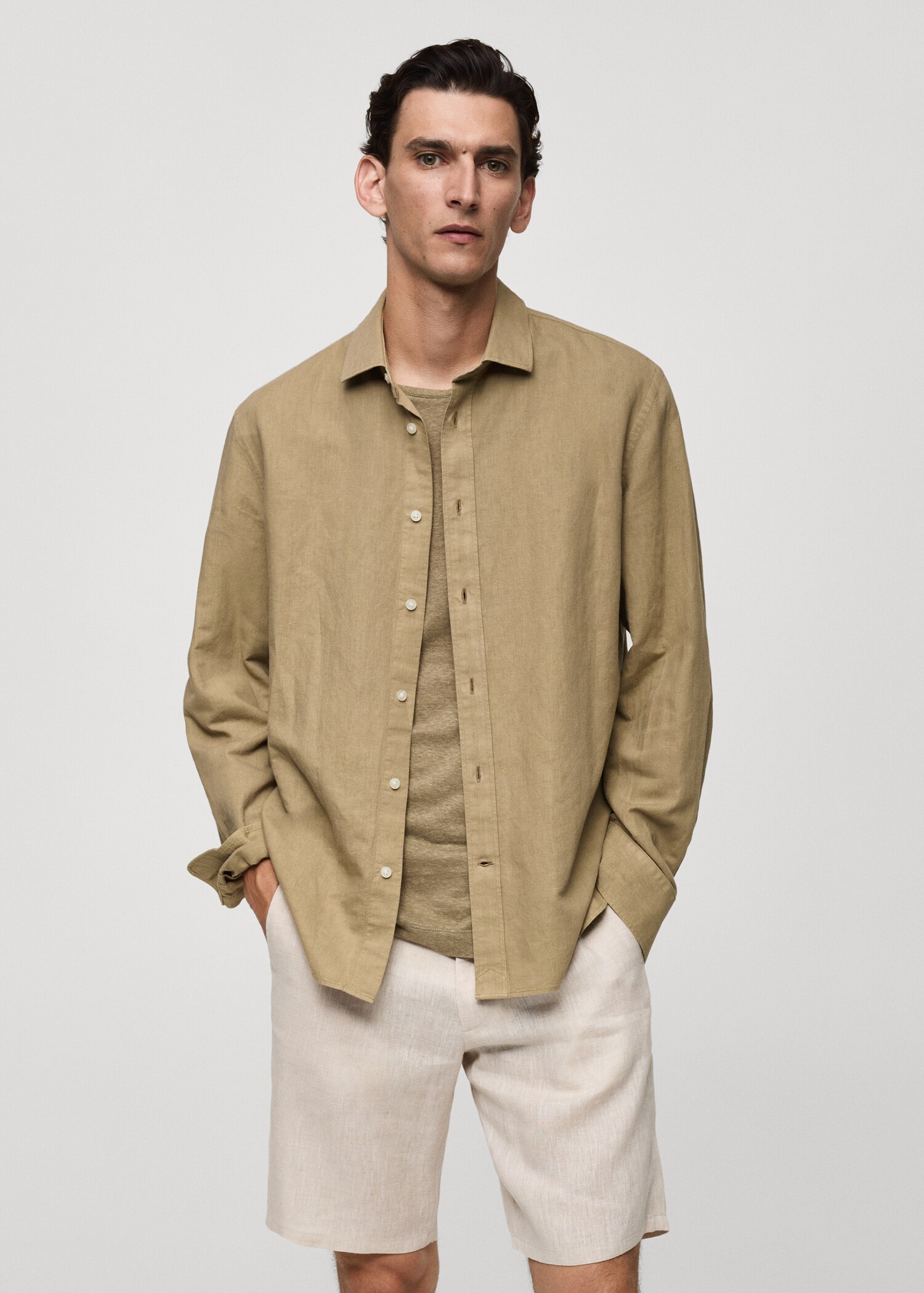 Chemise classic-fit lin - Plan moyen