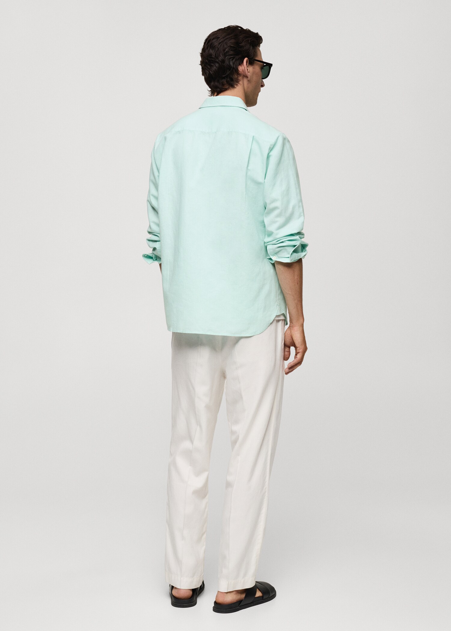 Chemise classic-fit lin - Verso de l’article