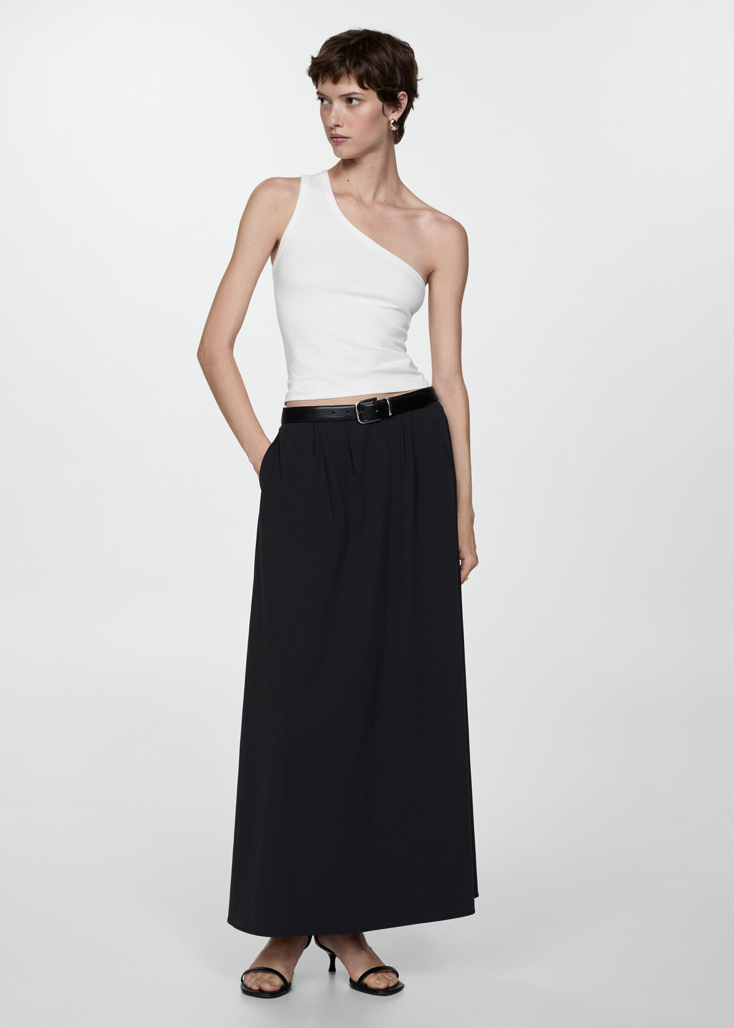 Asymmetrical cotton top - General plane