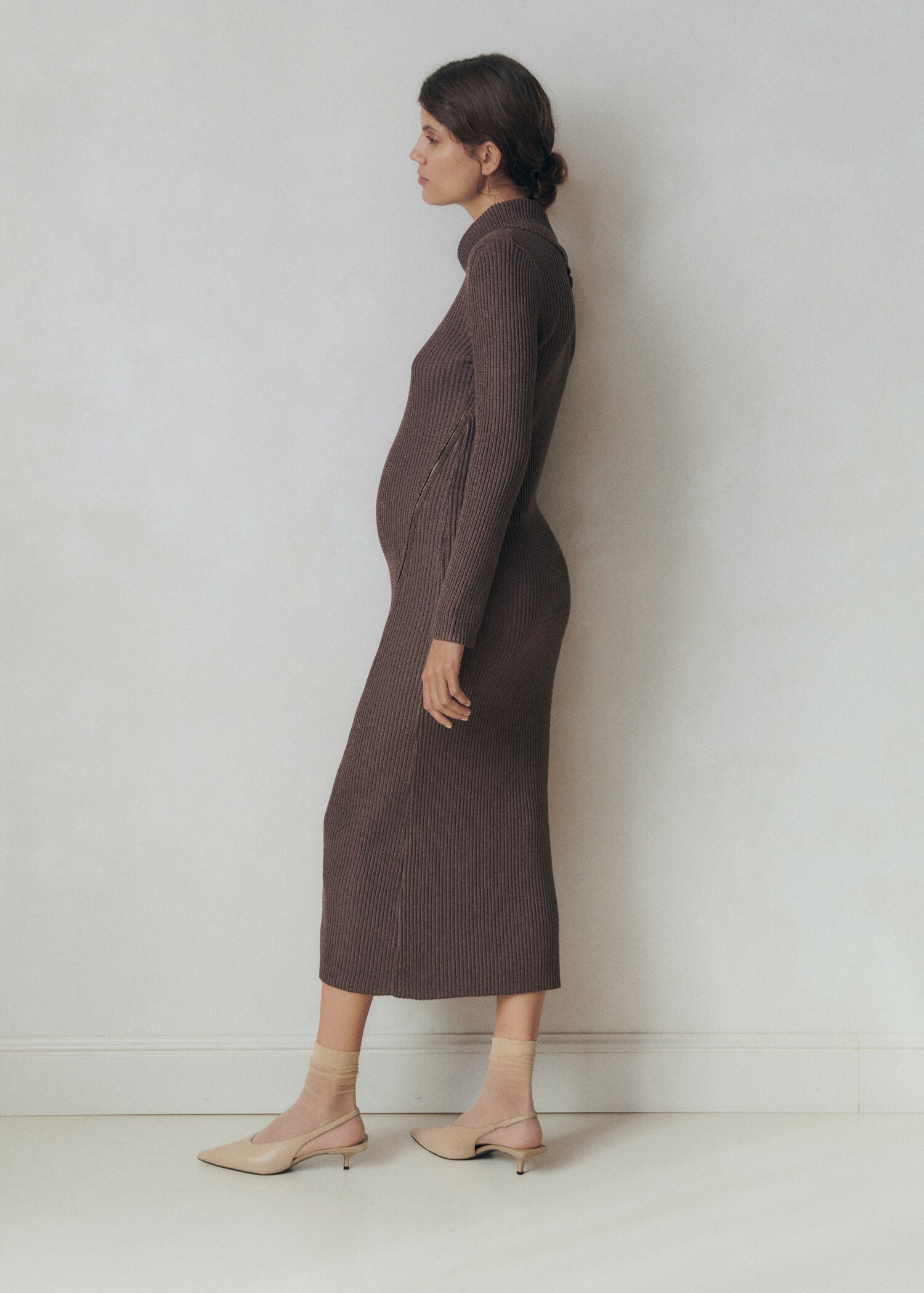 Ribbed lapel collar dress - General plane