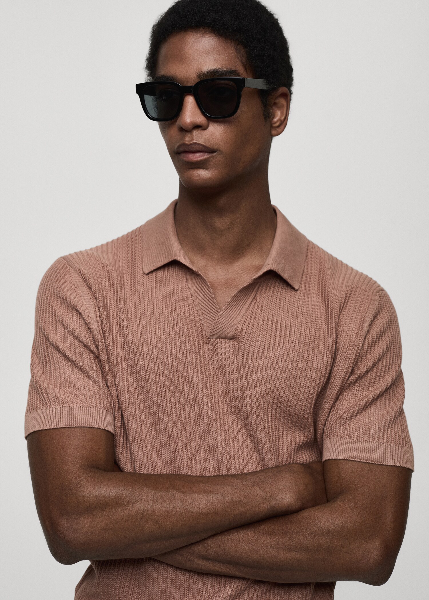 Ribbed cotton knitted polo shirt - Details of the article 1