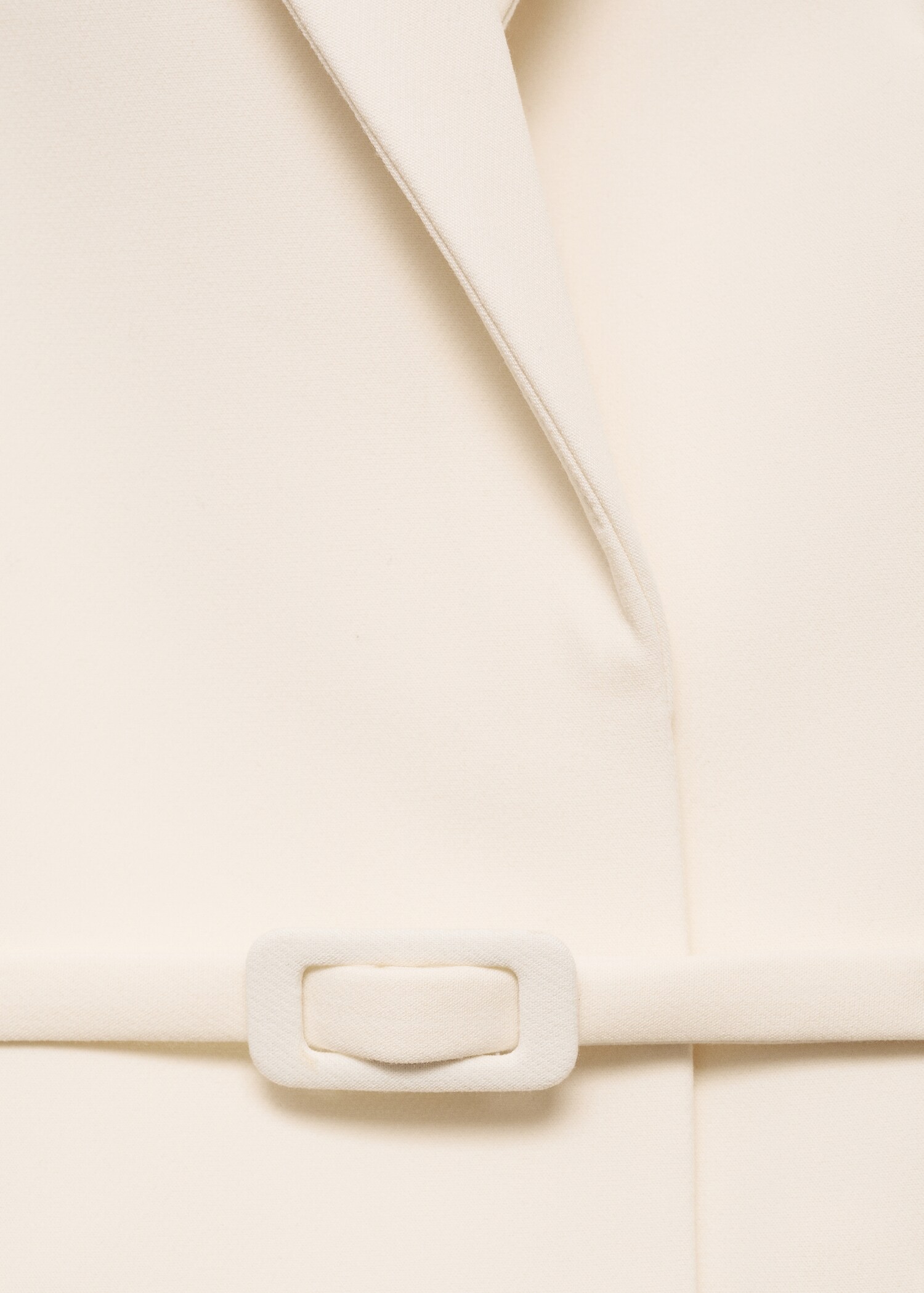 Suit jacket with belt - Details of the article 8