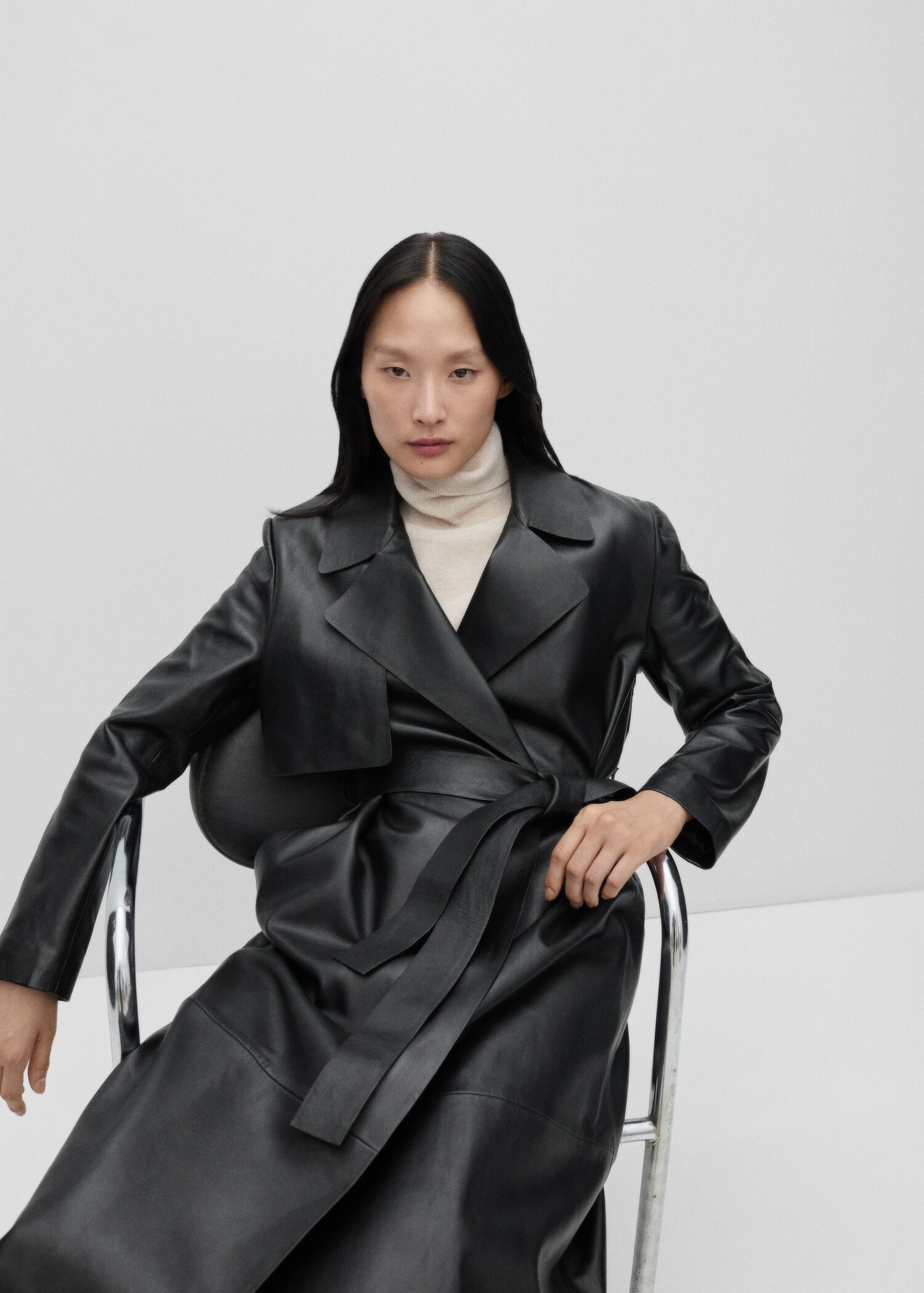 Leather trench coat with belt - Medium plane