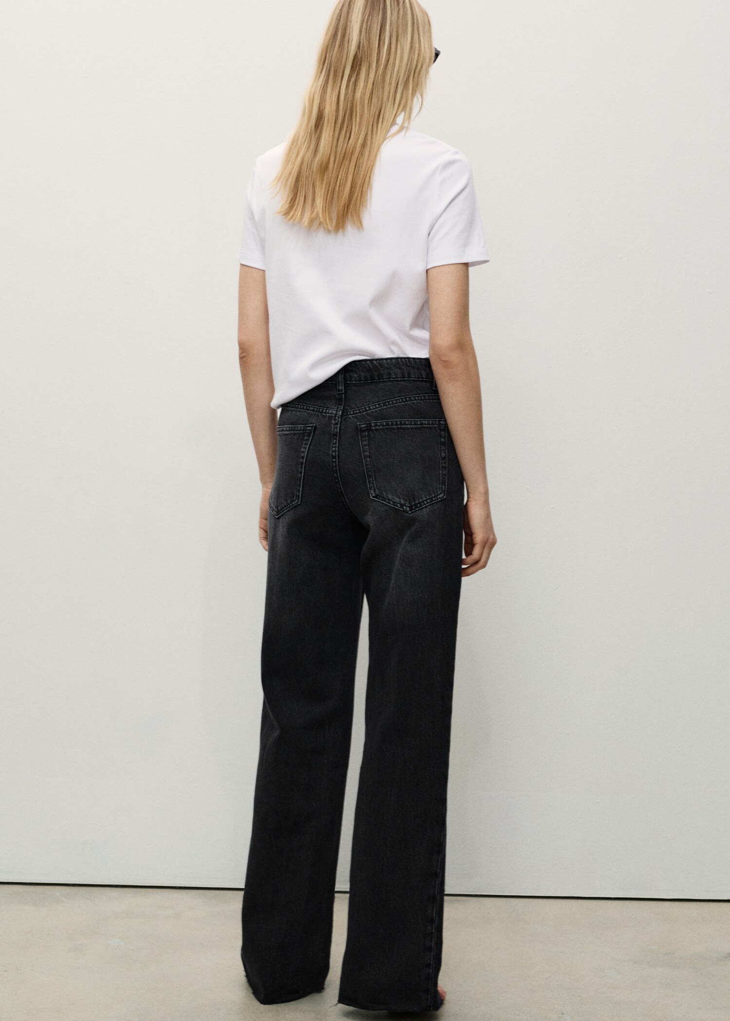 Danila wideleg high-rise jeans - Reverse of the article