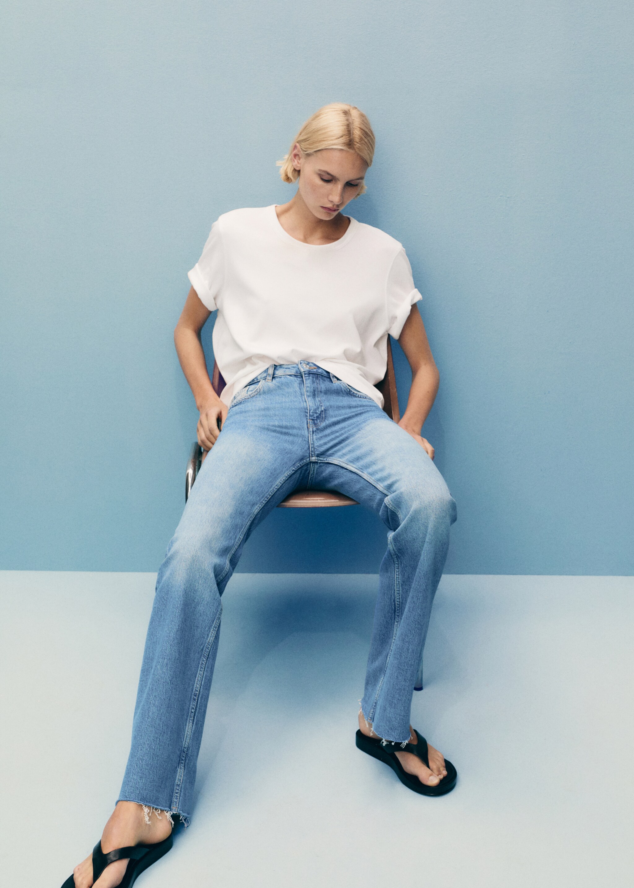 Fiona flared mid-rise jeans - Details of the article 2