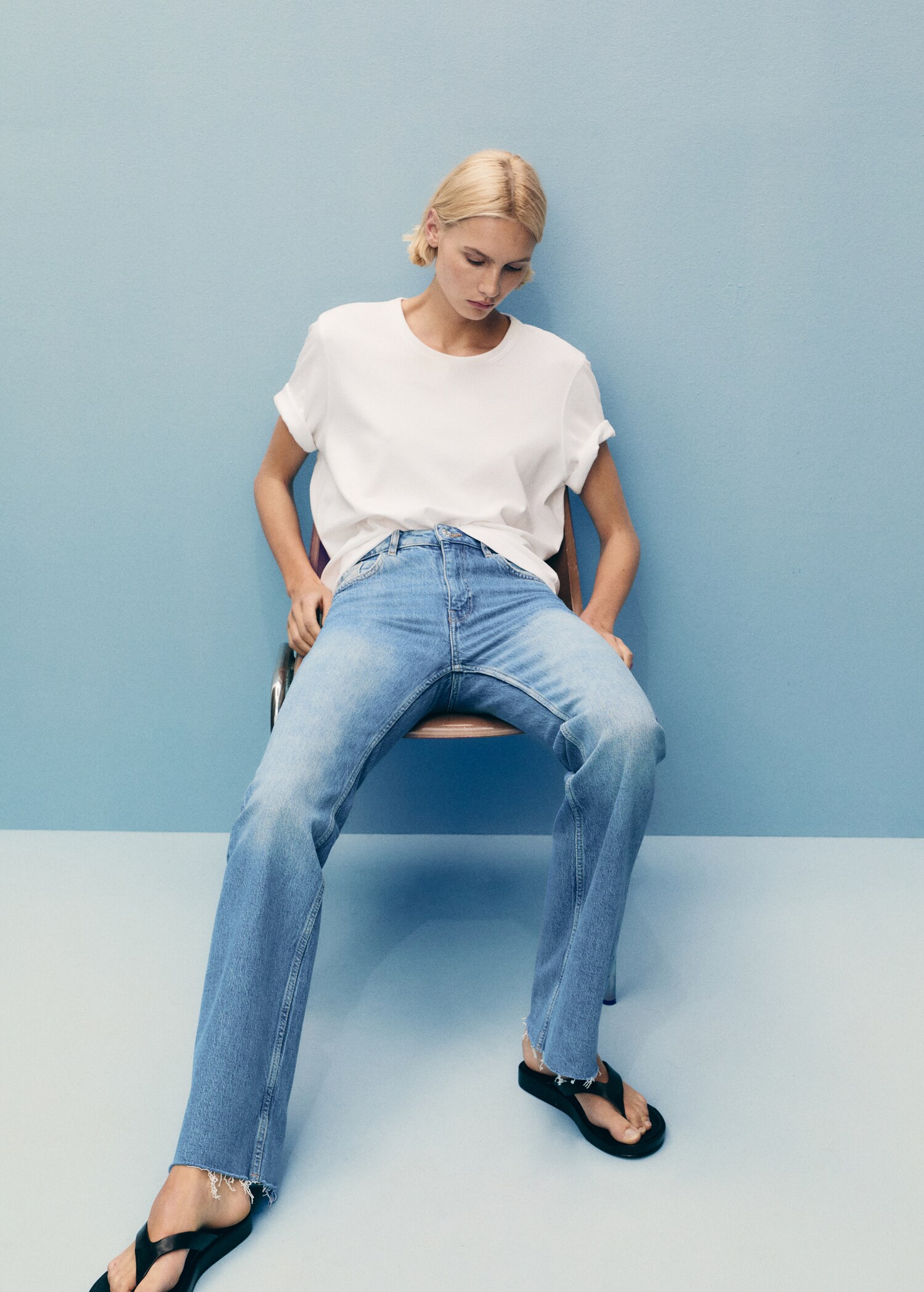 Fiona flared mid-rise jeans - Details of the article 2
