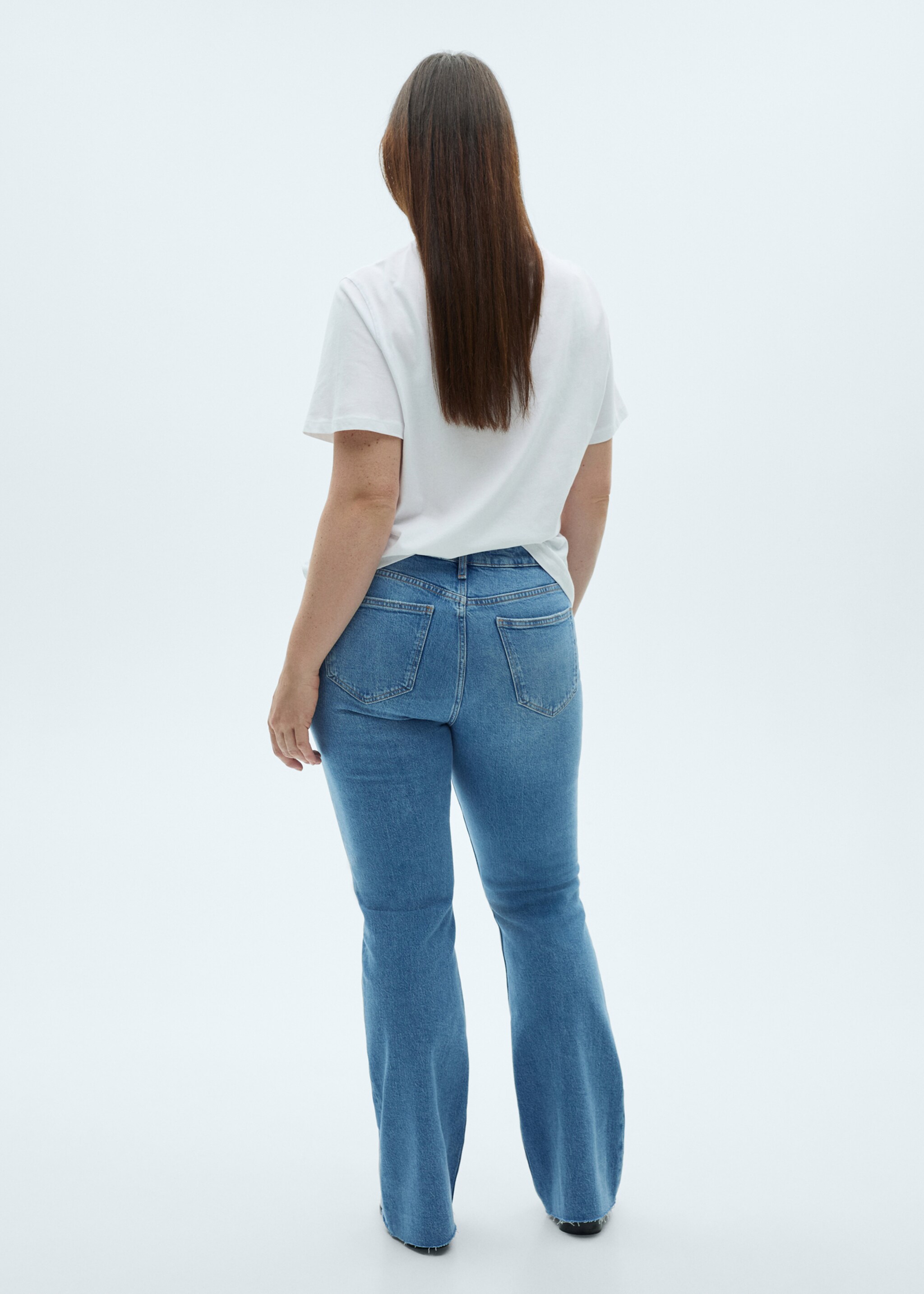 Fiona flared mid-rise jeans - Details of the article 4