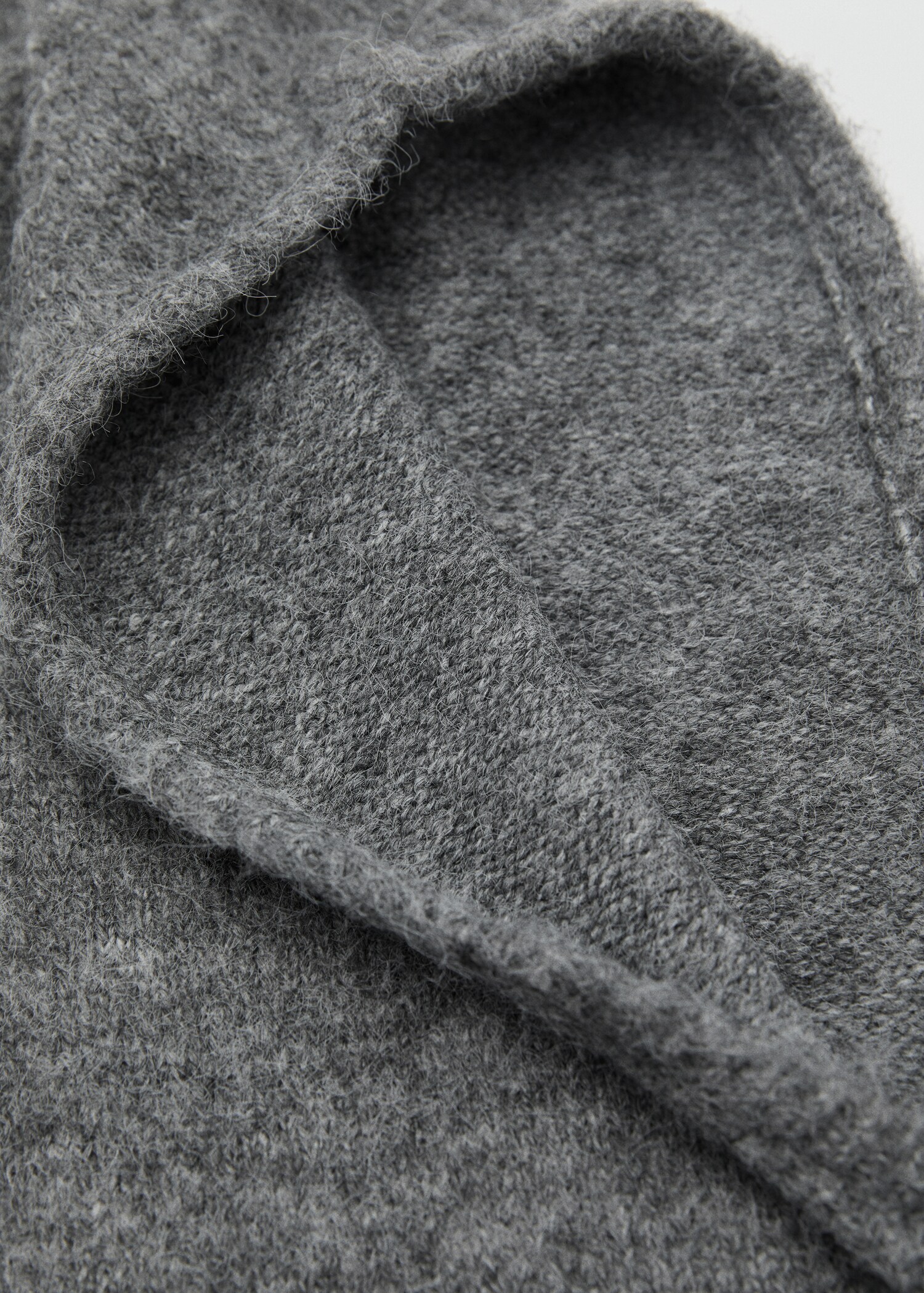 Cagoule maille boutons - Plan moyen