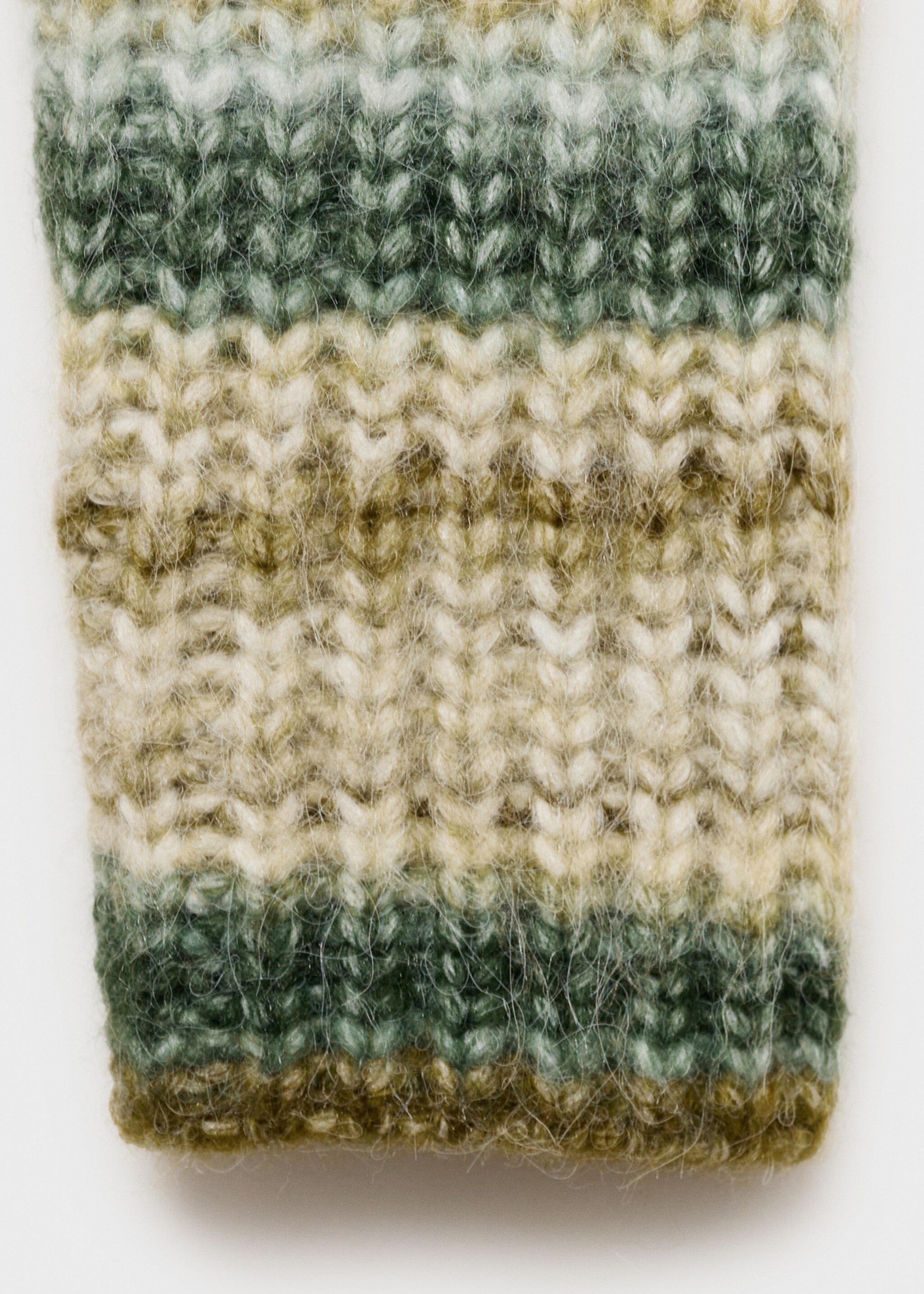 Round-neck striped sweater - Details of the article 0