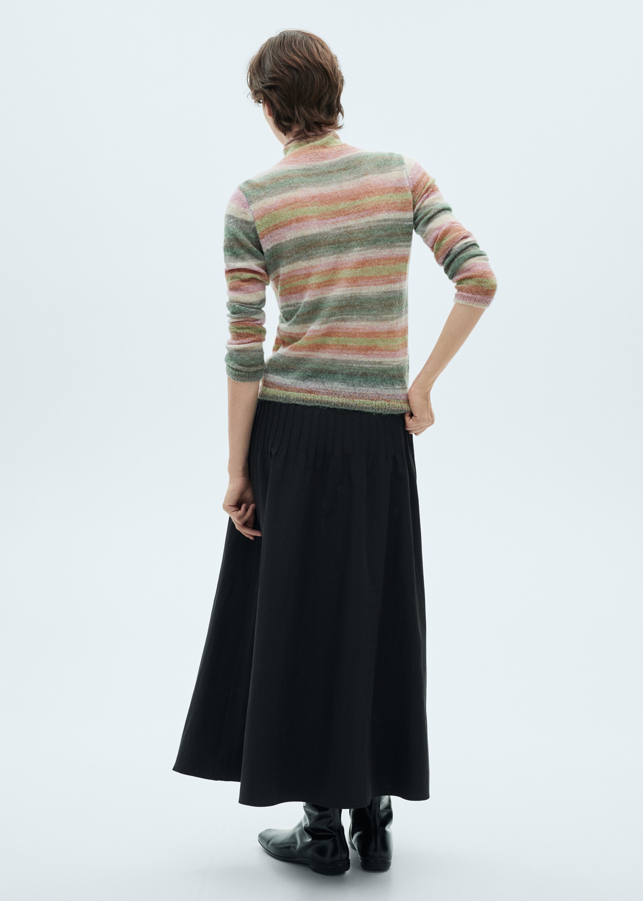 Stand-collar striped sweater - Reverse of the article