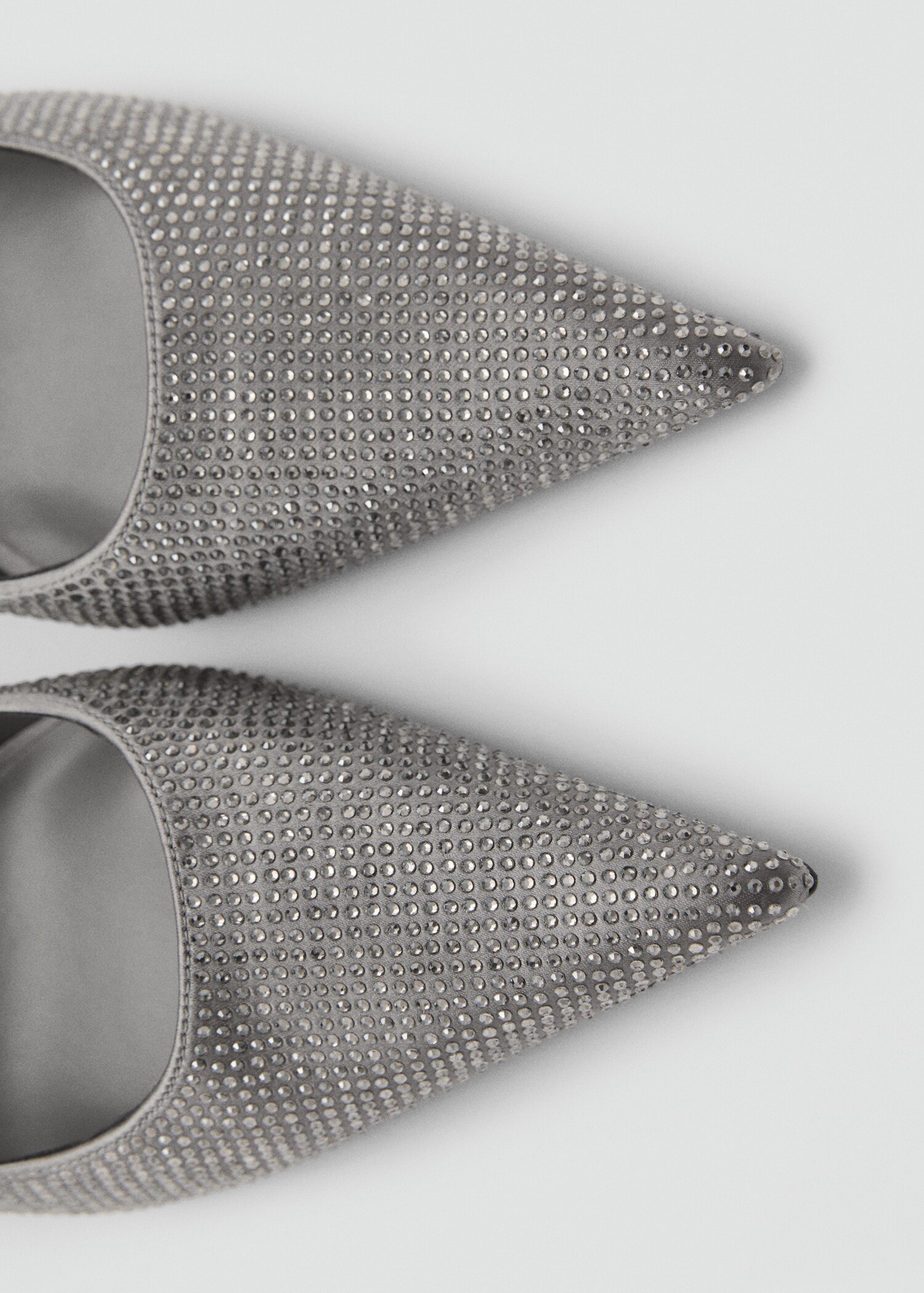 Rhinestone heel shoes - Details of the article 2