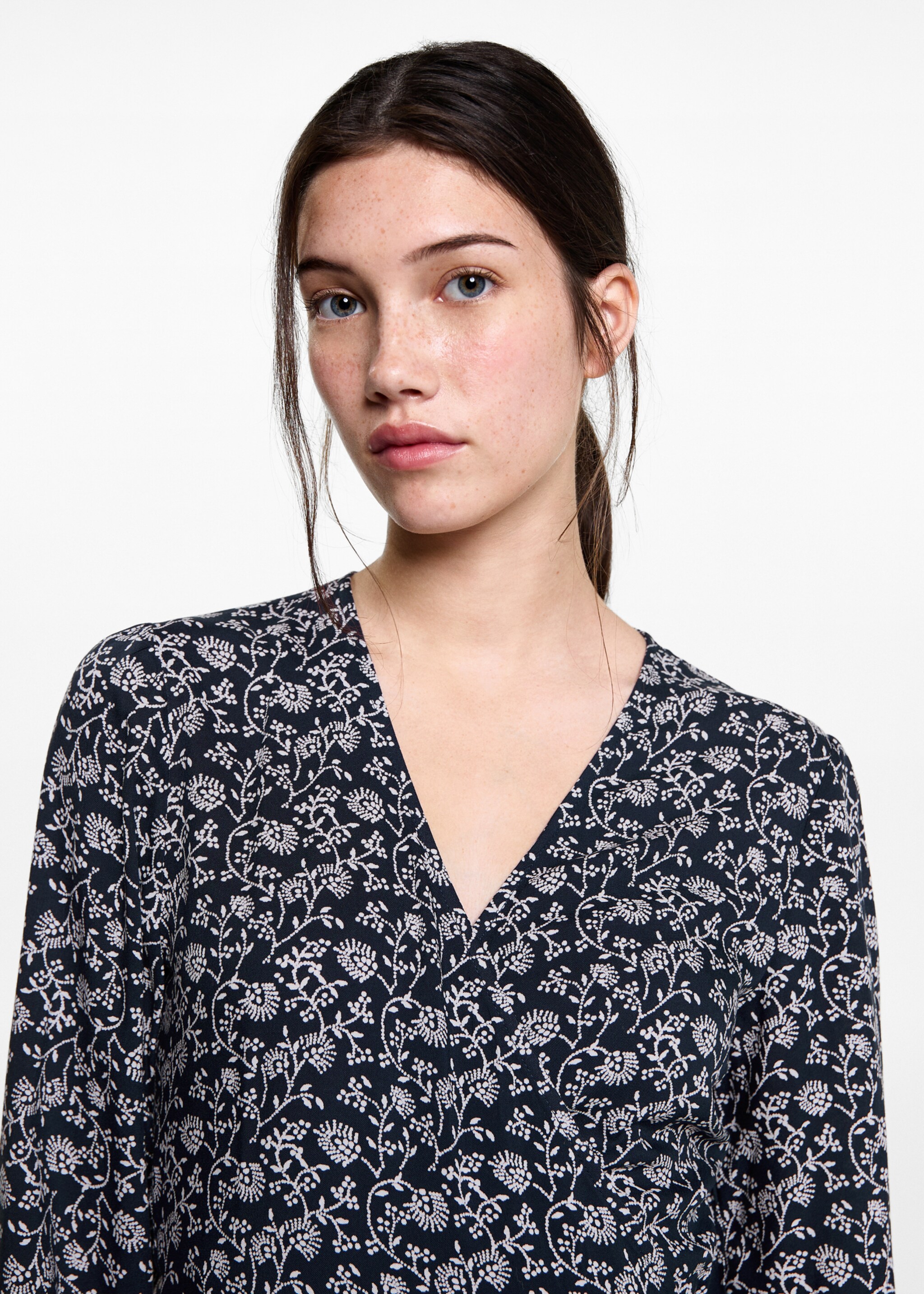 Robe à fleurs - Détail de l'article 1