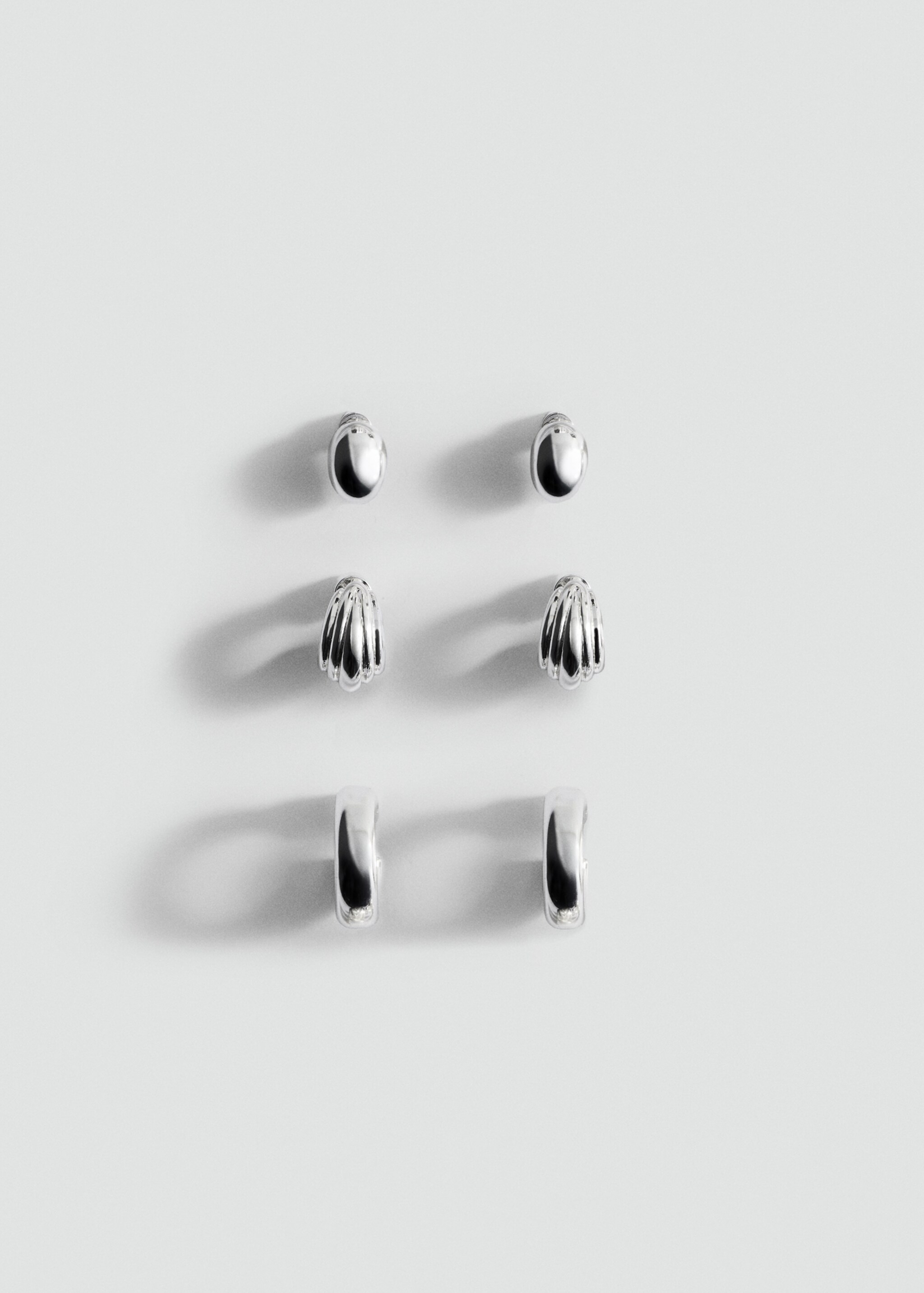 Set pendientes combinados - Artículo sin modelo