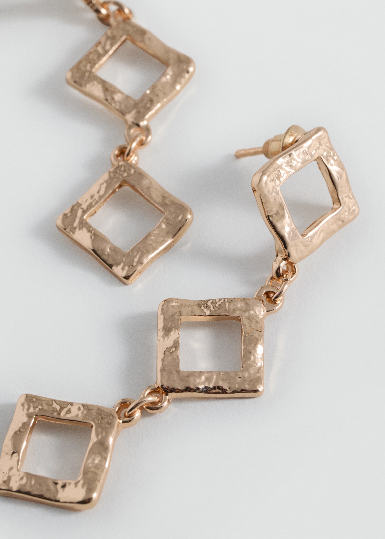 Boucles d'oreilles losange - Plan moyen