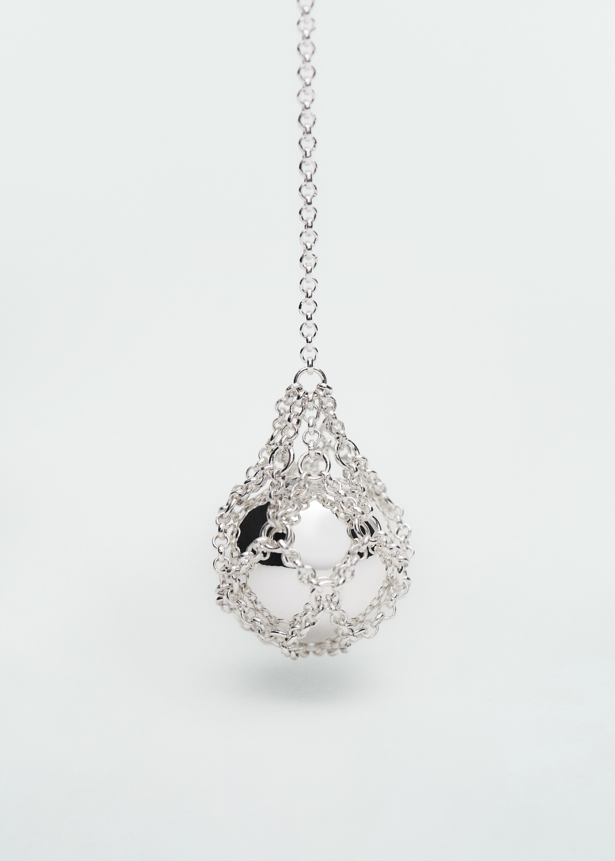 Boucles d'oreille chaîne pendentif sphère - Détail de l'article 1