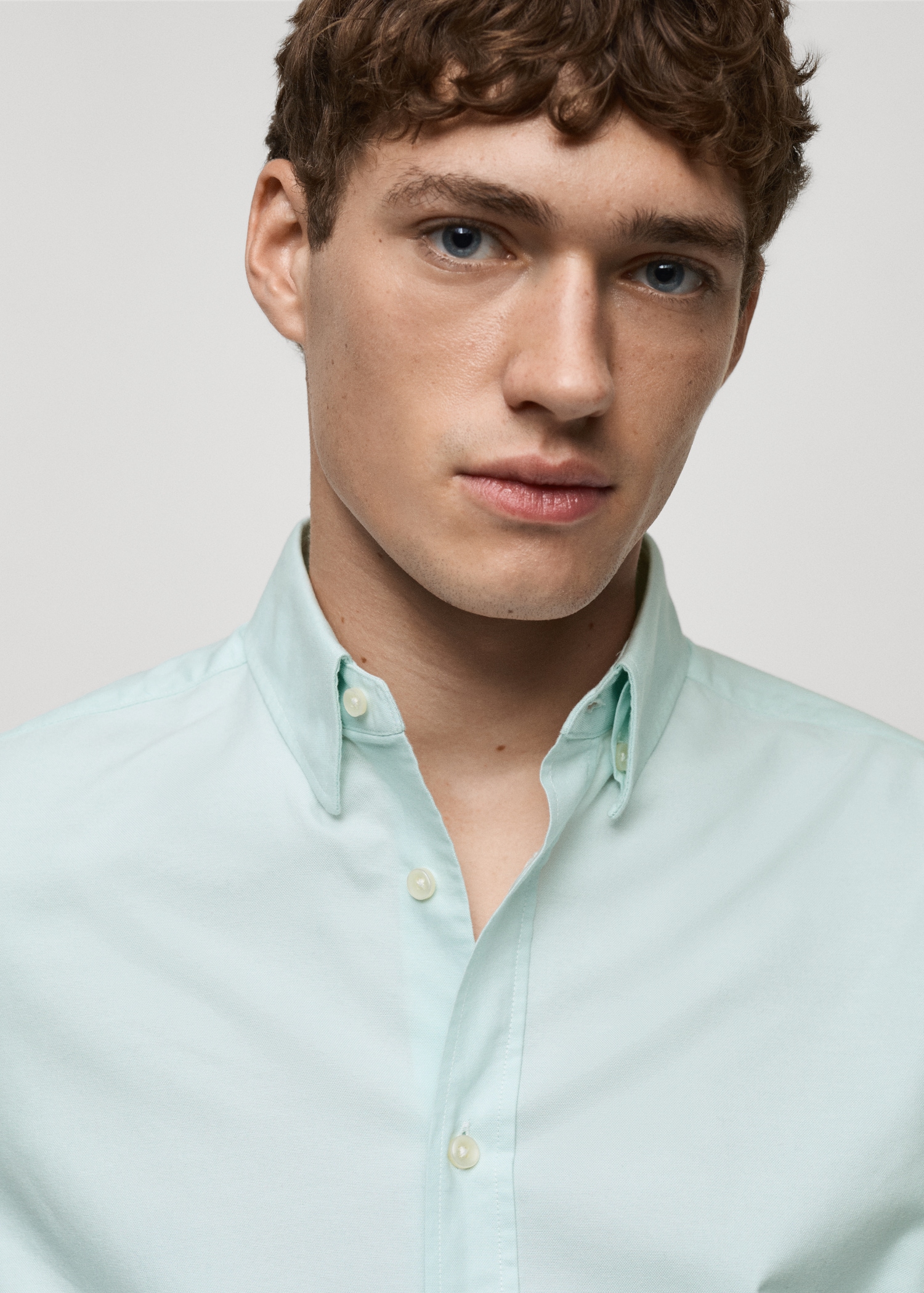 100% cotton Oxford shirt - Details of the article 1