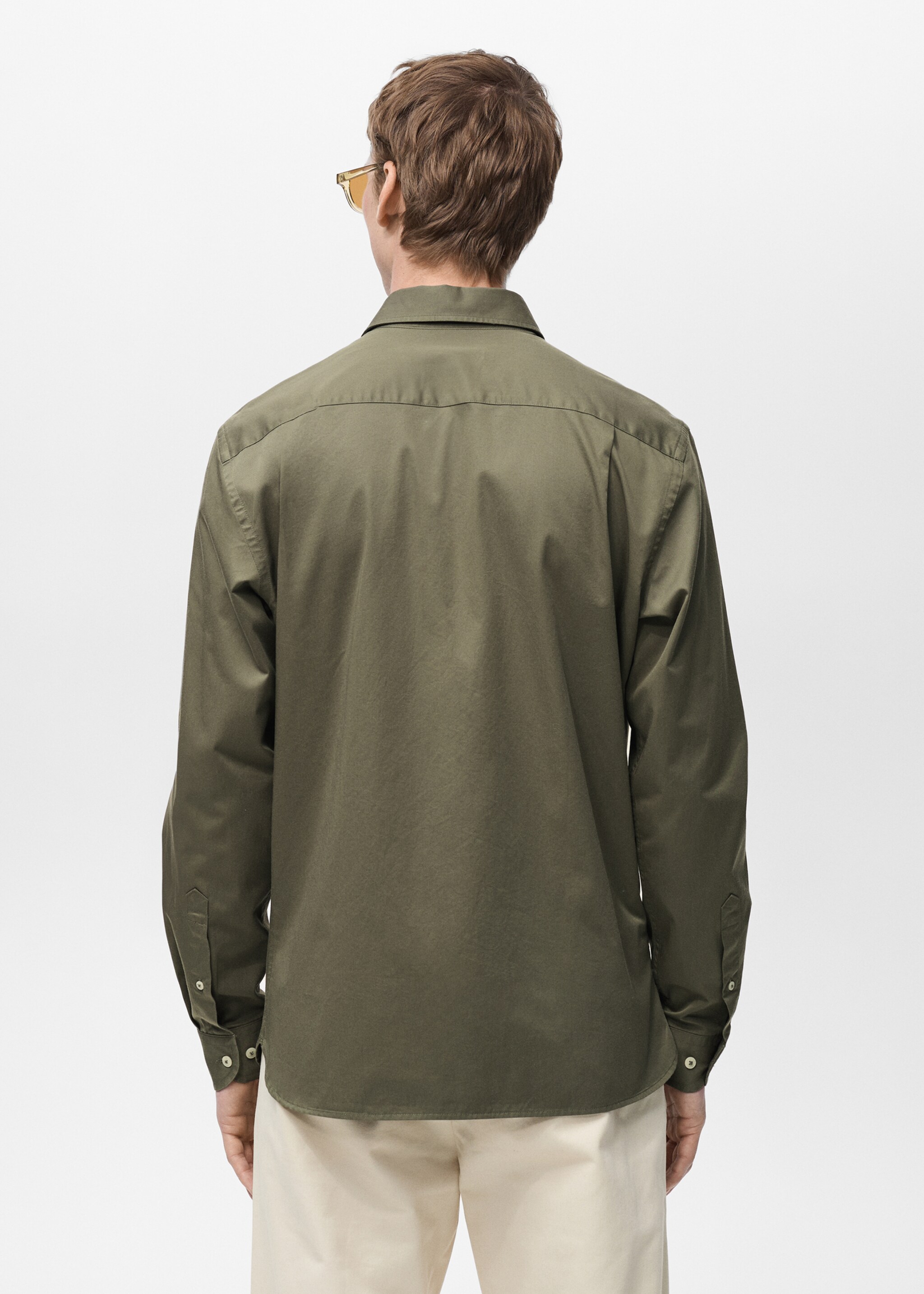 Camisa 100% algodón regular fit - Reverso del artículo