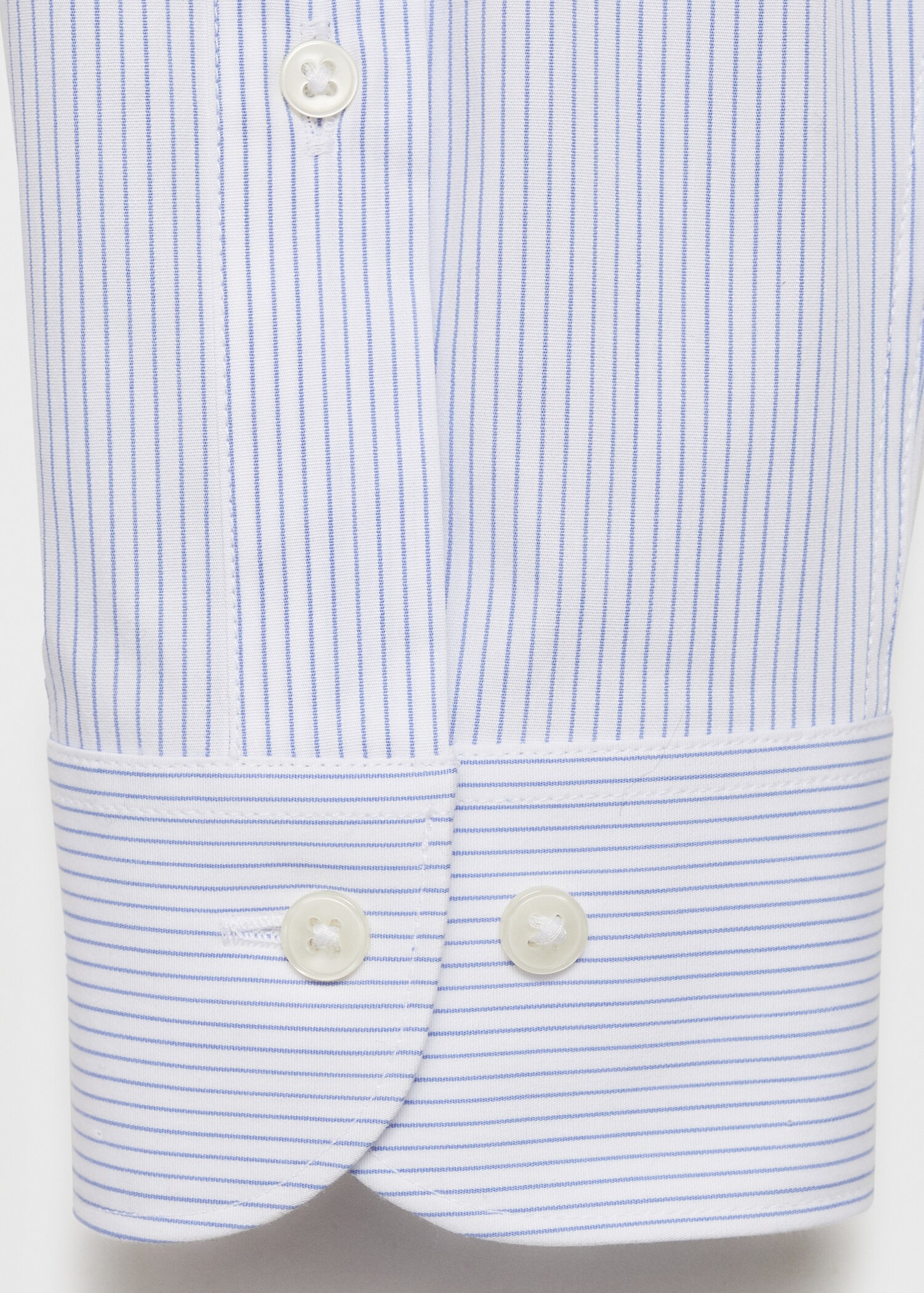 Gestreiftes Slim Fit-Hemd aus Baumwolle - Detail des Artikels 0