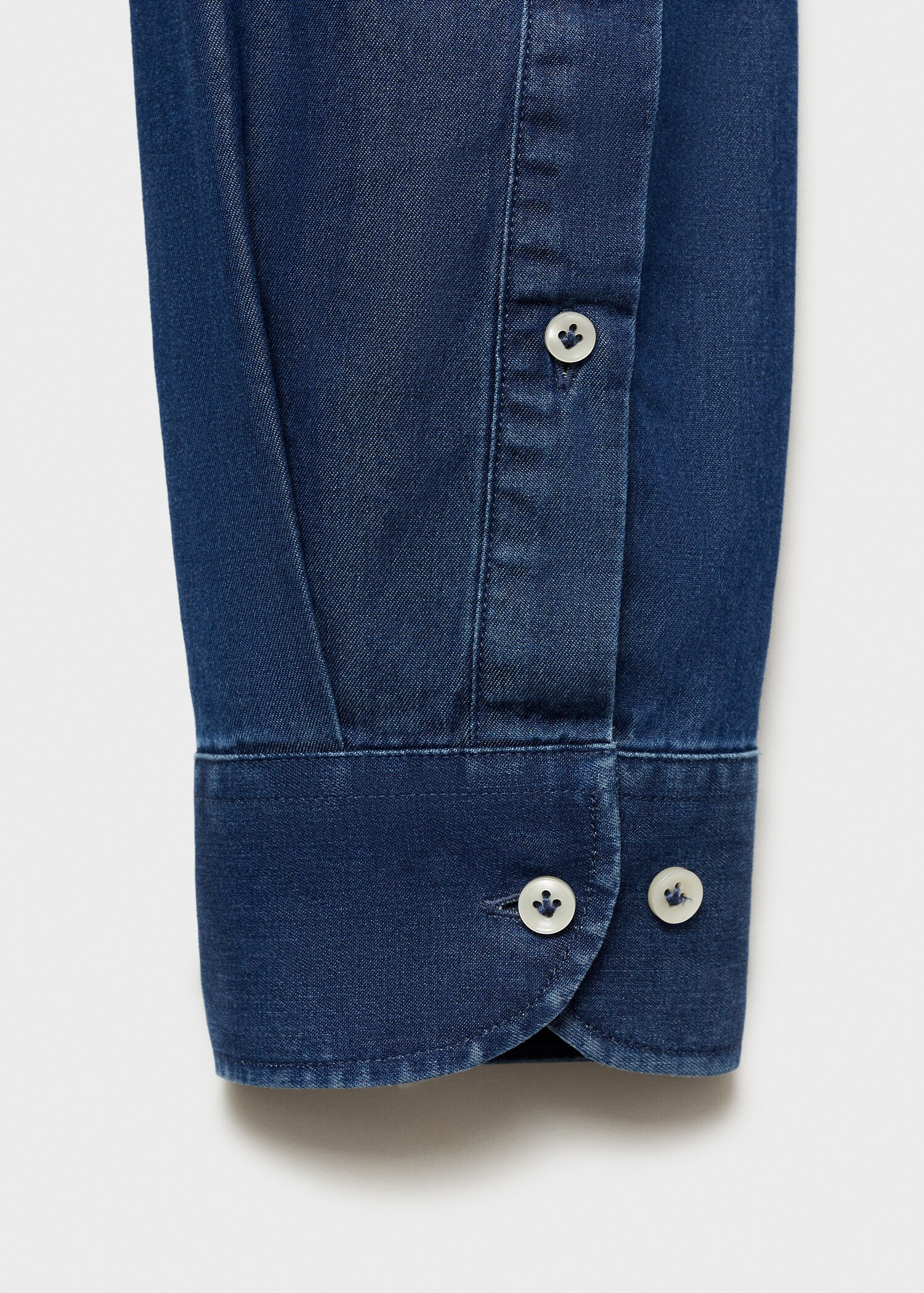 Slim Fit-Hemd aus Baumwoll-Chambray - Detail des Artikels 0
