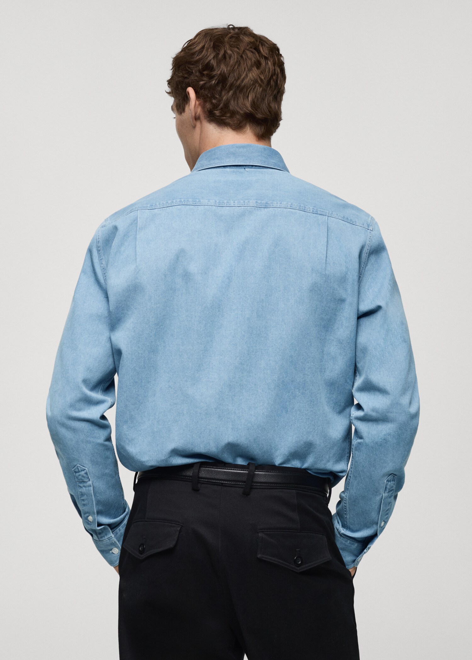 Camisa vaquera 100% algodón - Reverso del artículo