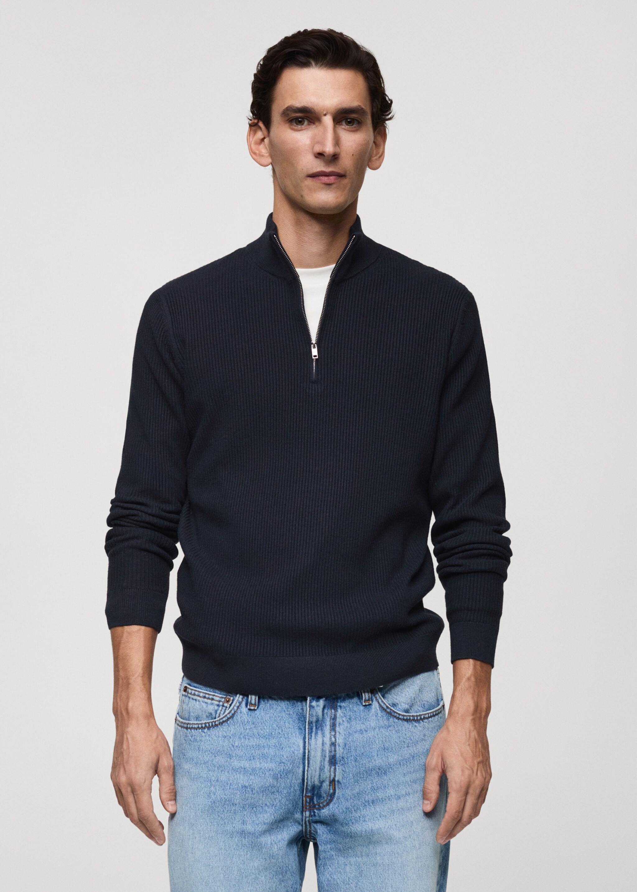 Ribbed sweater with zip neck - Medium plane