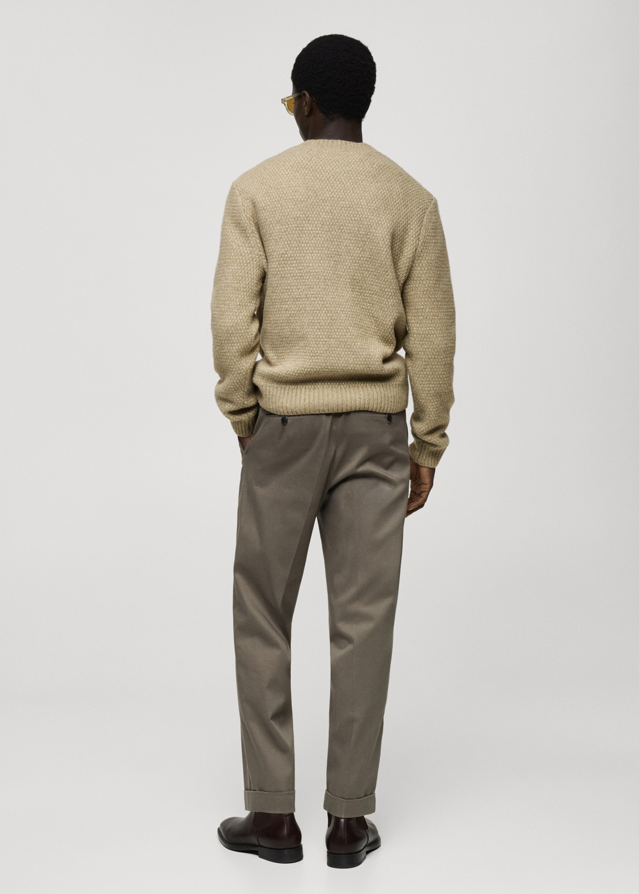 Structured knitted sweater - Reverse of the article