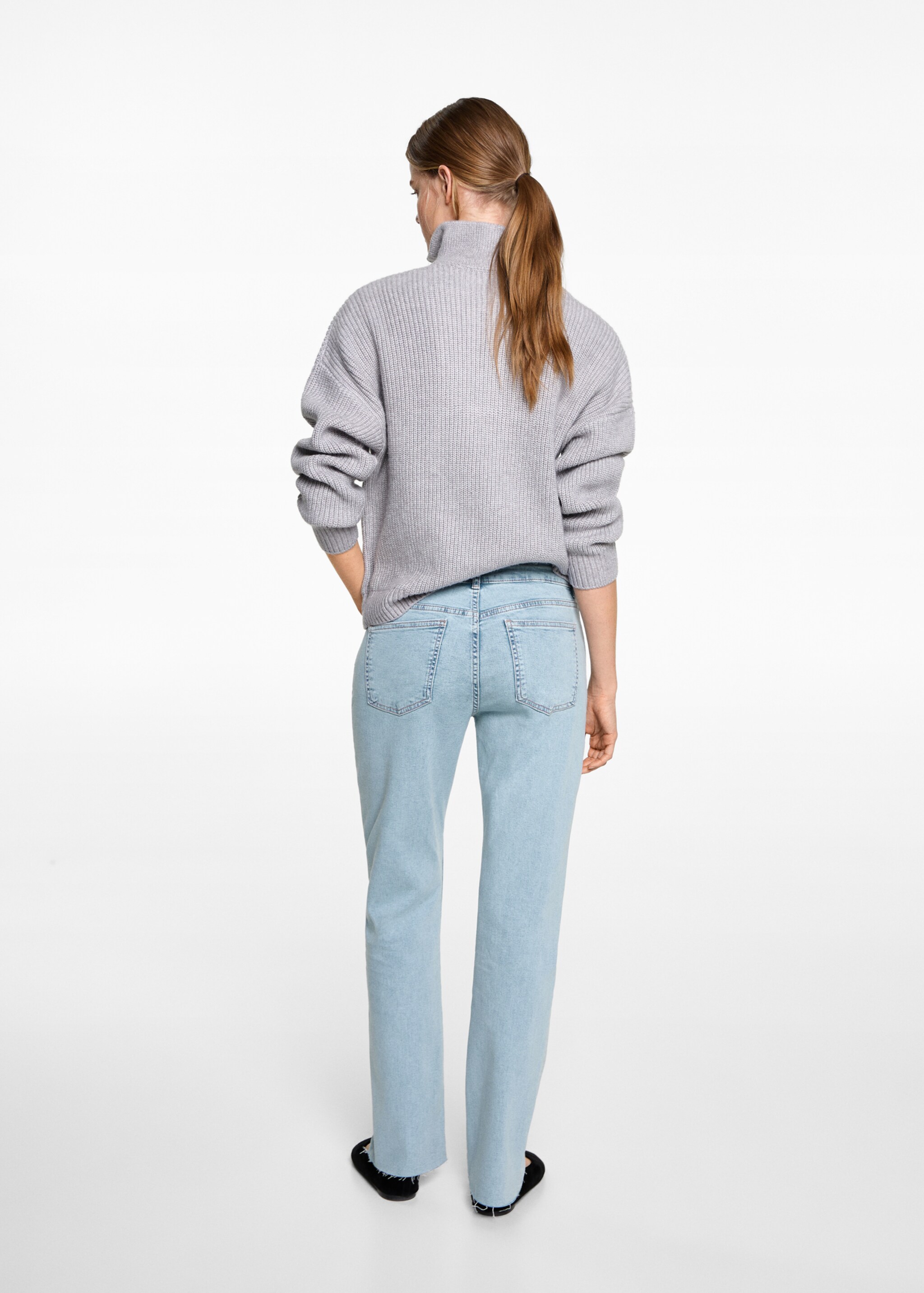 Straight Fit Jeans - Rückseite des Artikels