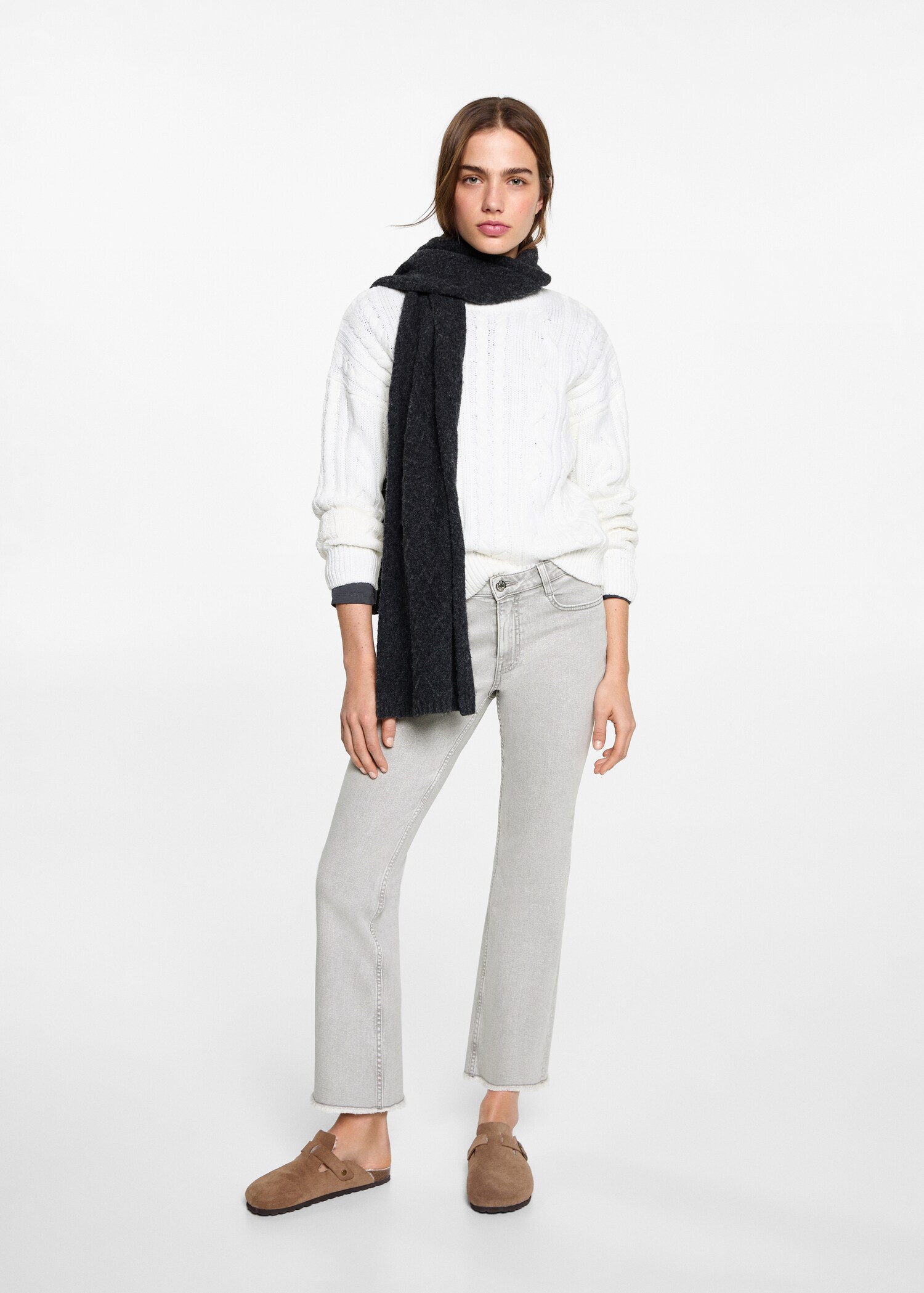 Crop flared jeans - Details of the article 2