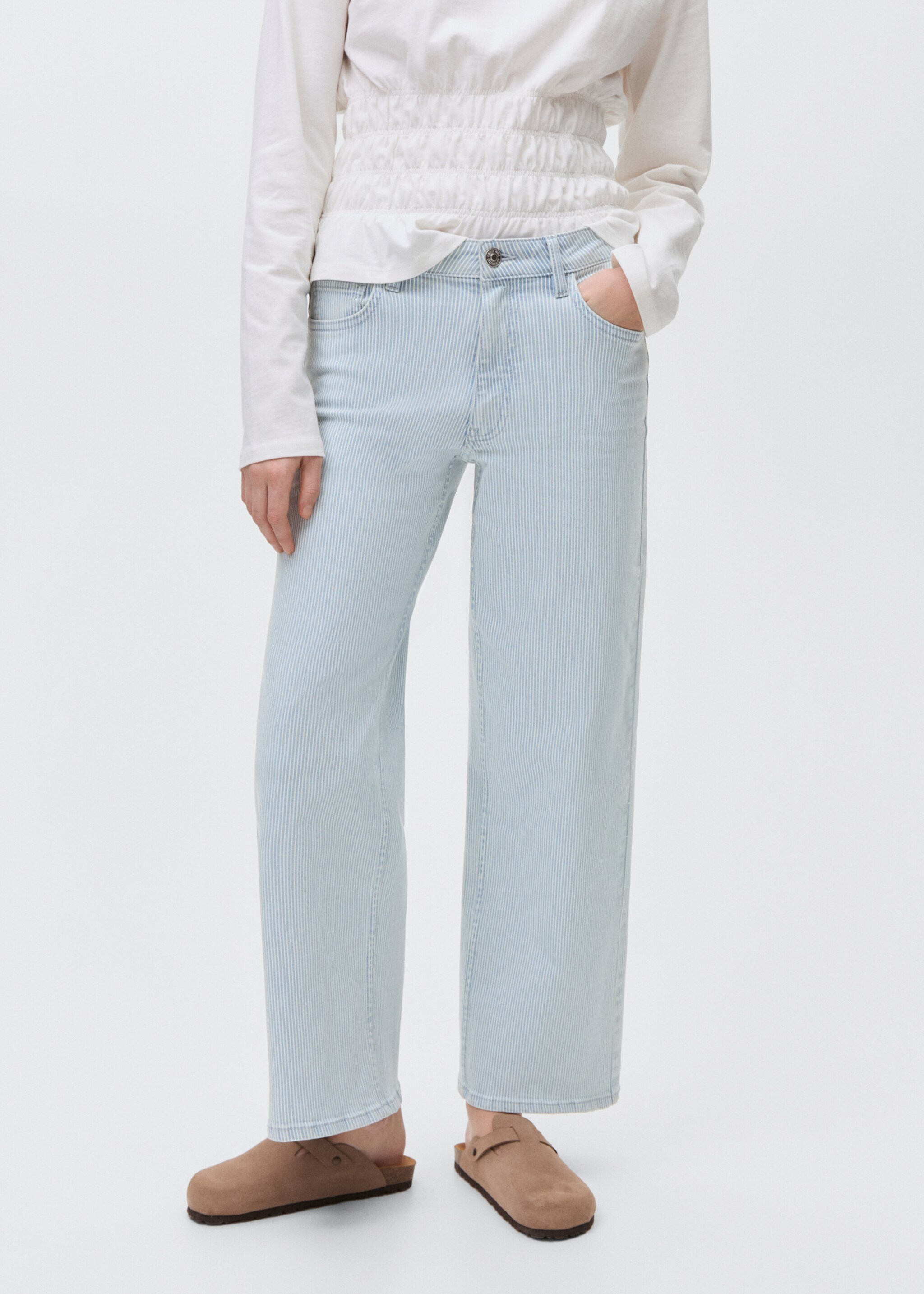 Jeans culotte rayas - Plano medio