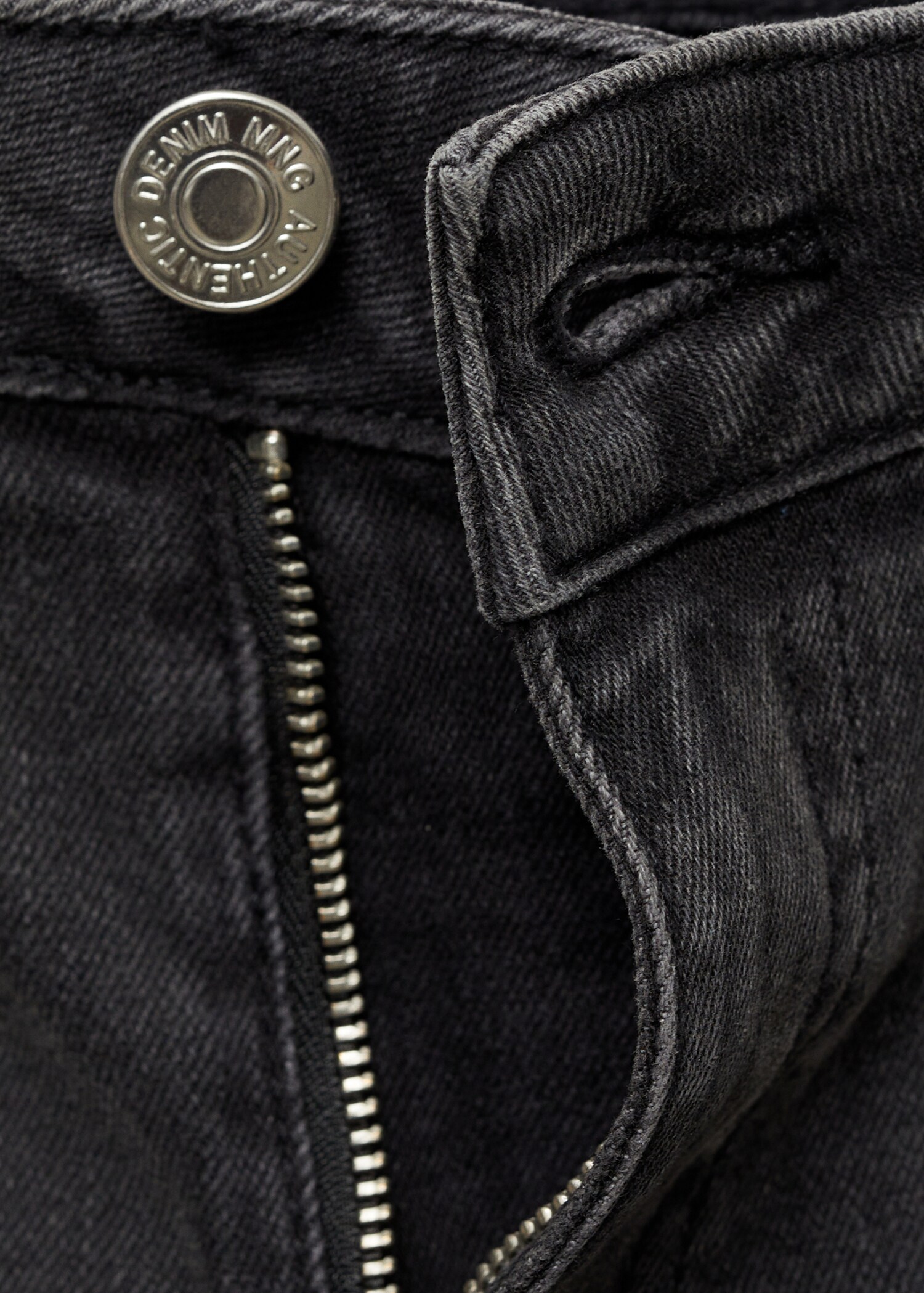 Flared cargo jeans - Details of the article 8