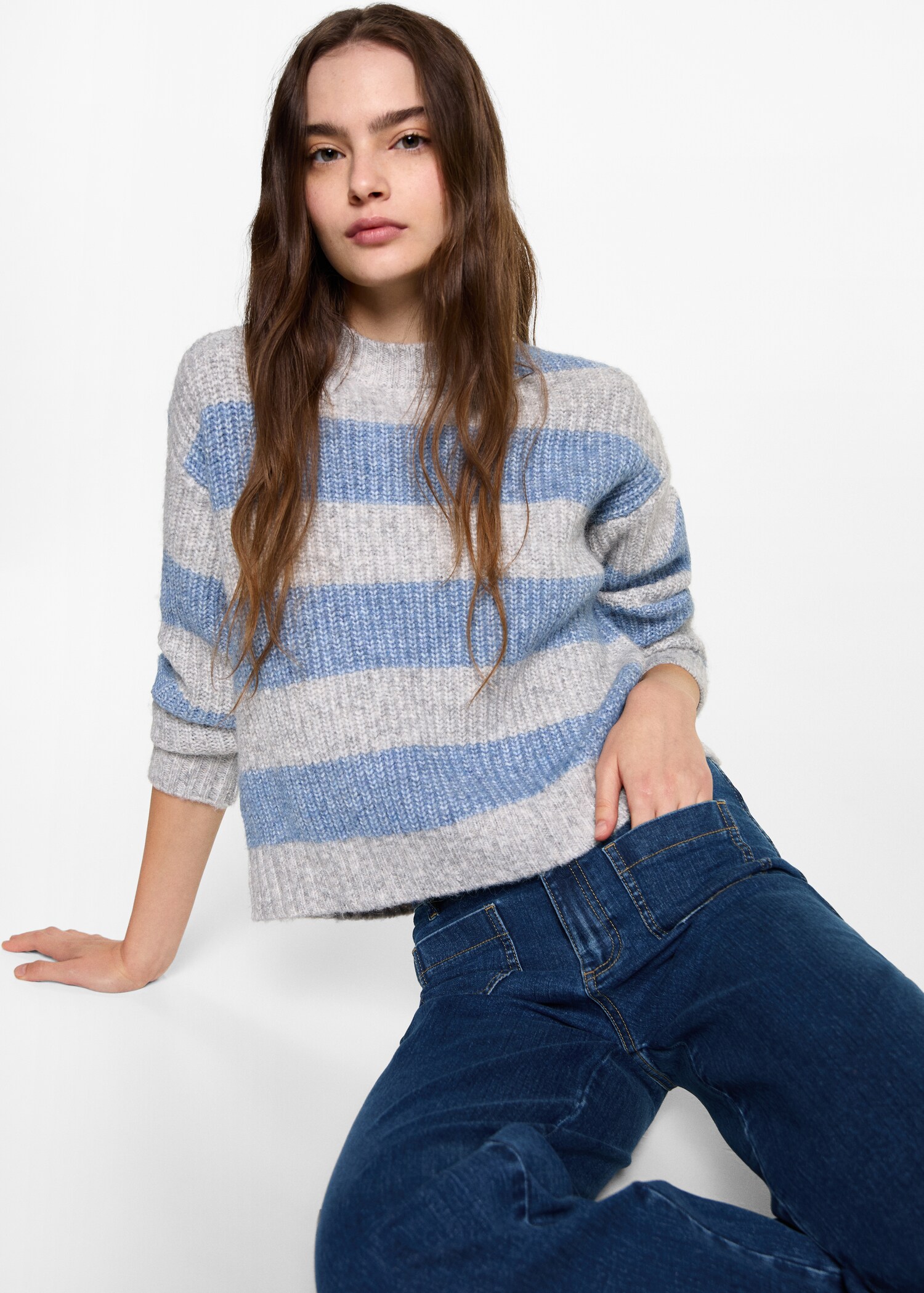 Wide-leg jeans with pockets - Details of the article 2