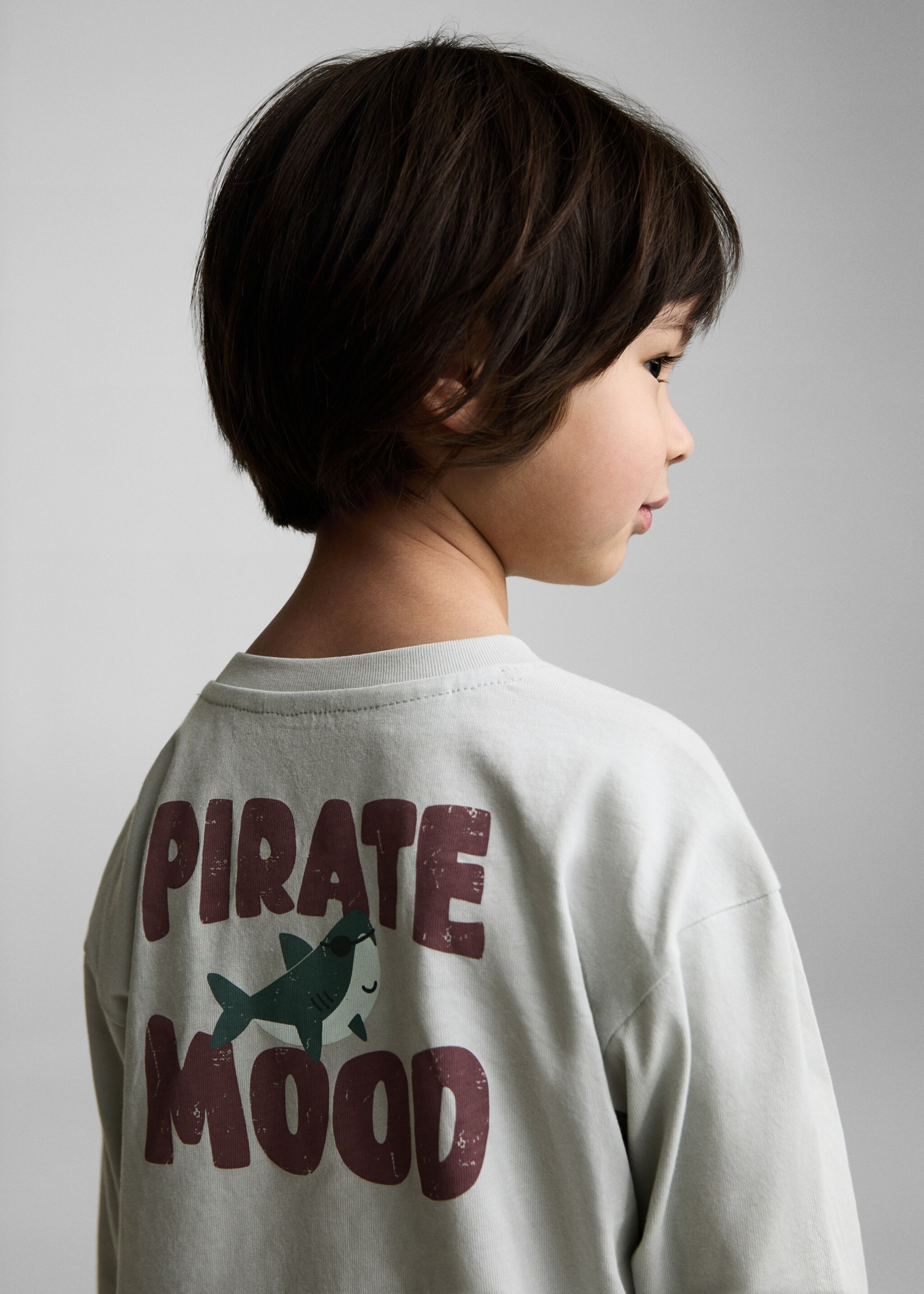Camiseta mensaje aplique decorativo - Reverso del artículo