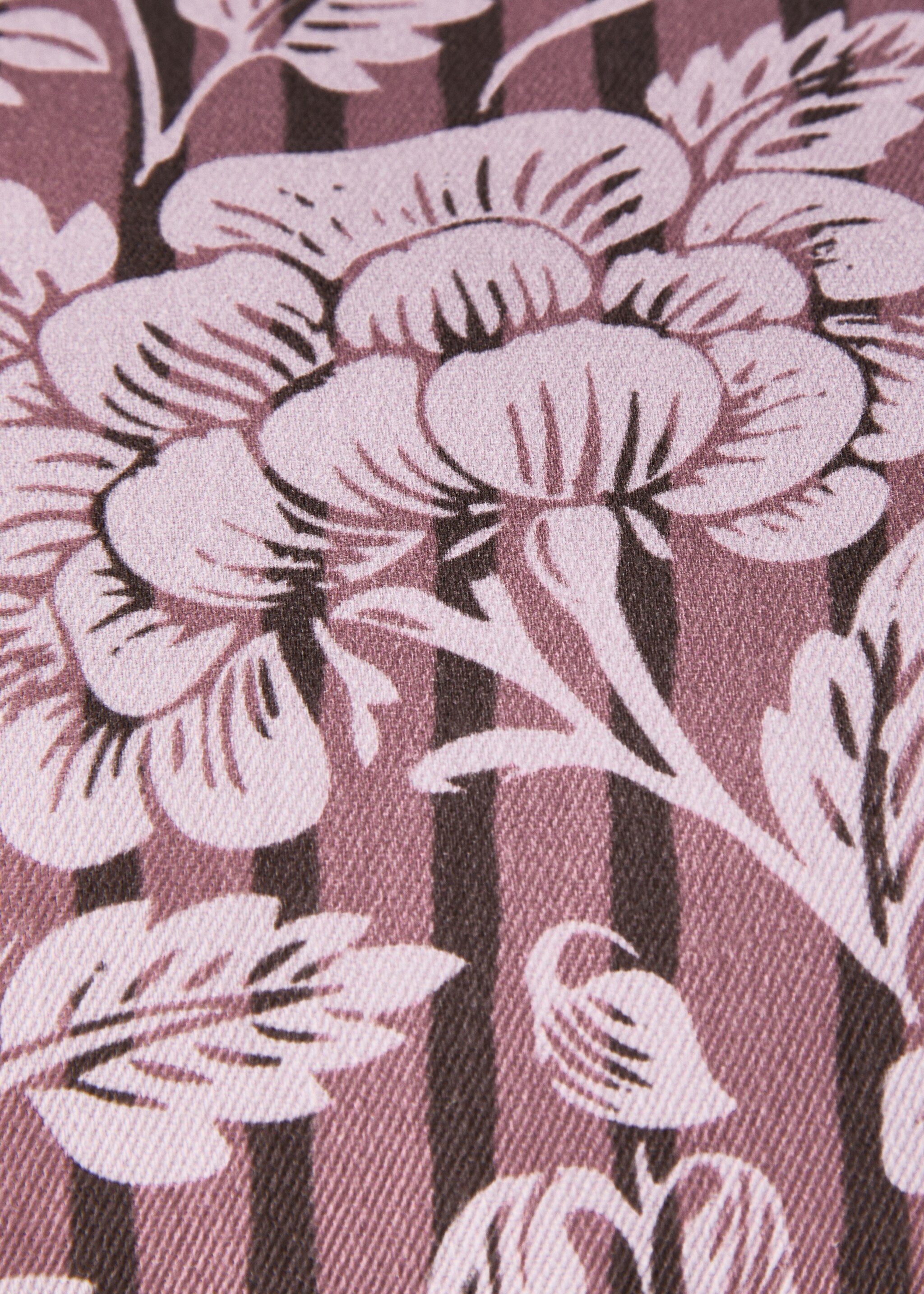 Cushion cover with printed flowers and stripes 30x50 cm - Details of the article 1