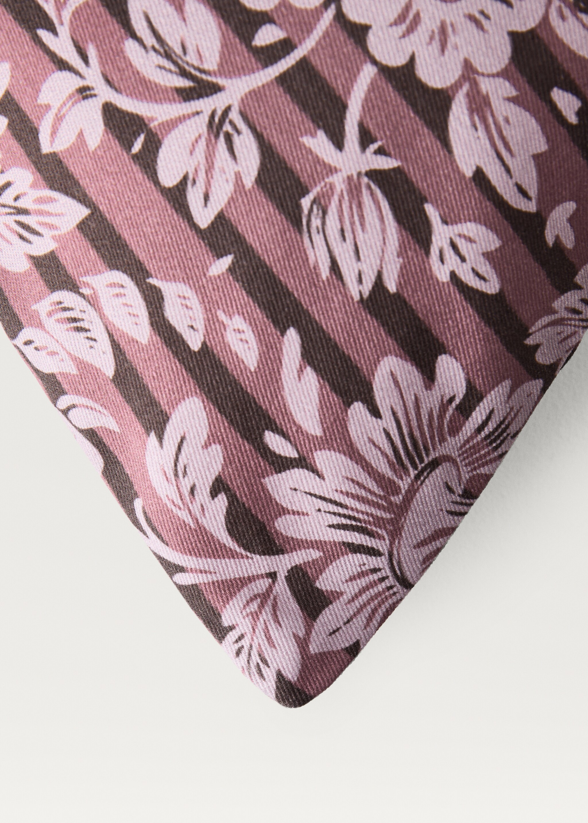 Cushion cover with printed flowers and stripes 30x50 cm - Details of the article 3