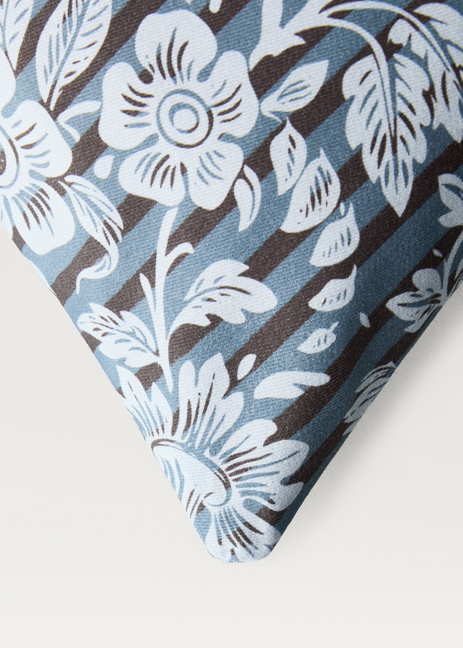 Funda cojín estampado flores y rayas 45x45 cm - Detalle del artículo 3