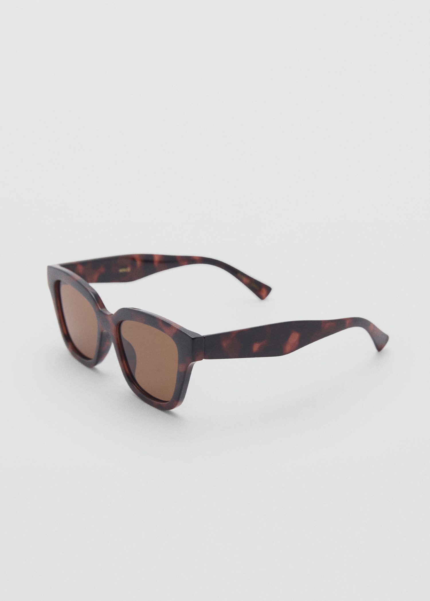 Gafas de sol montura de pasta - Plano medio