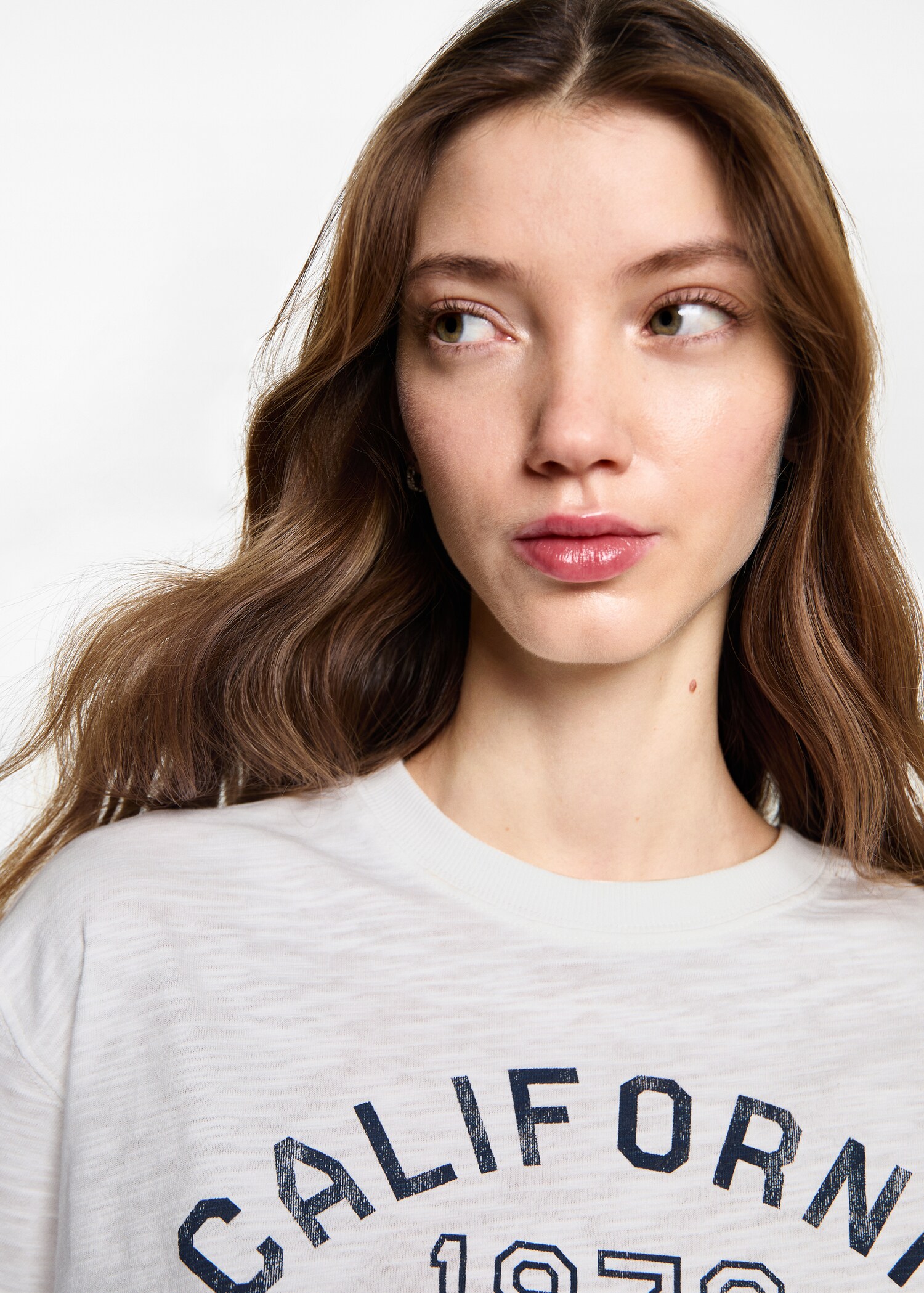 Camiseta crop mensaje - Detalle del artículo 1