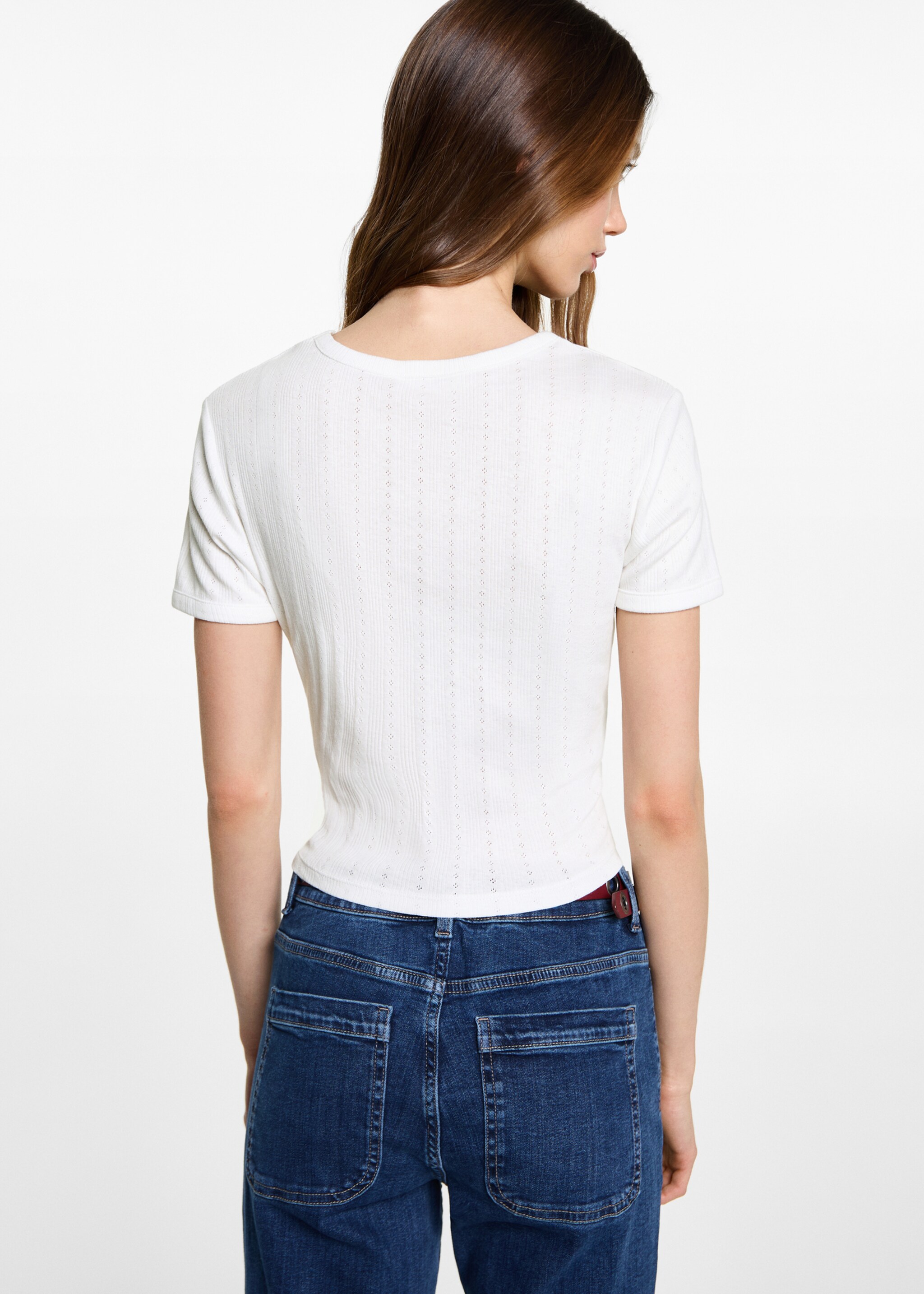 Cropped short-sleeved t-shirt - Reverse of the article