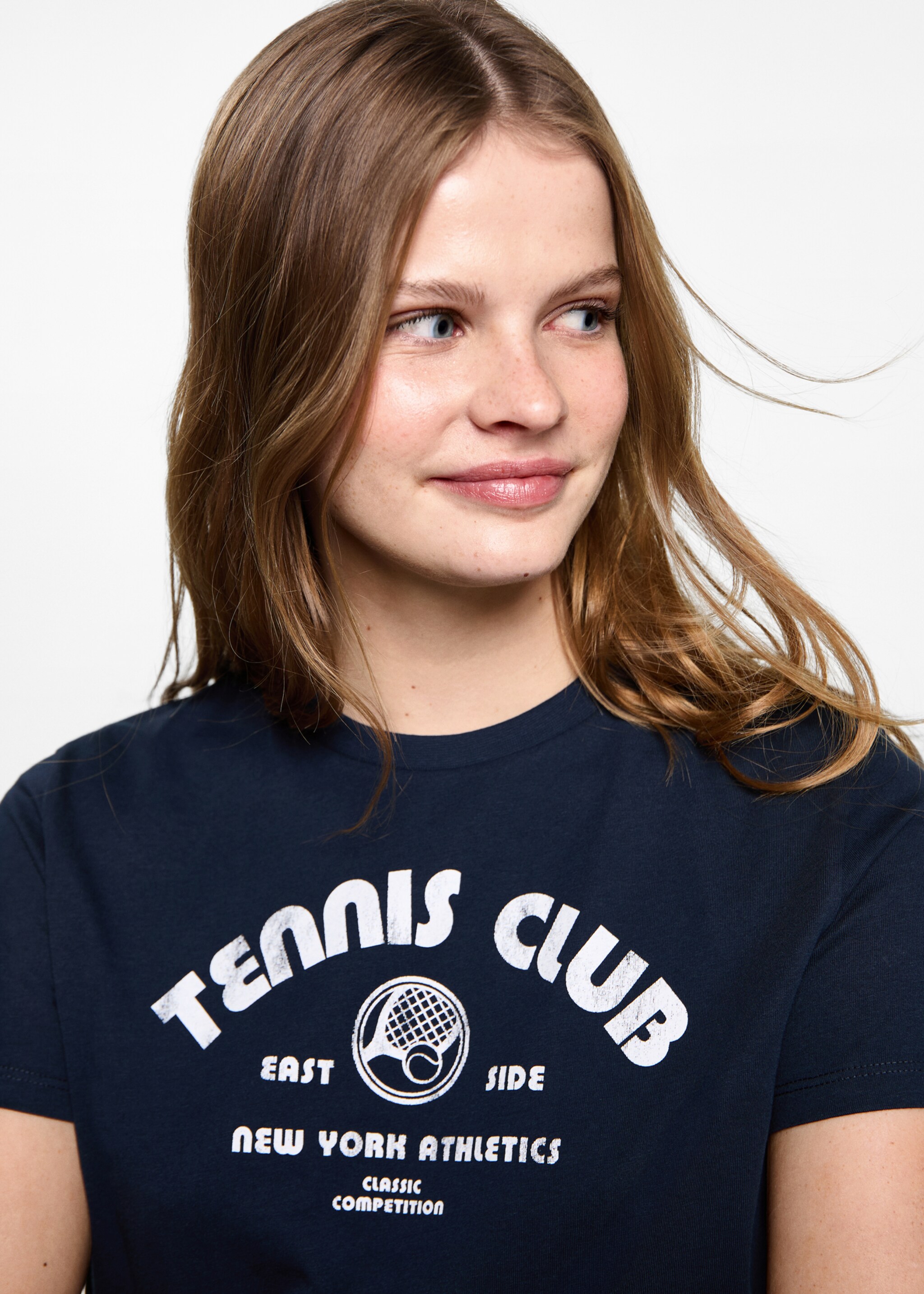 Short-sleeved t-shirt with message - Details of the article 1