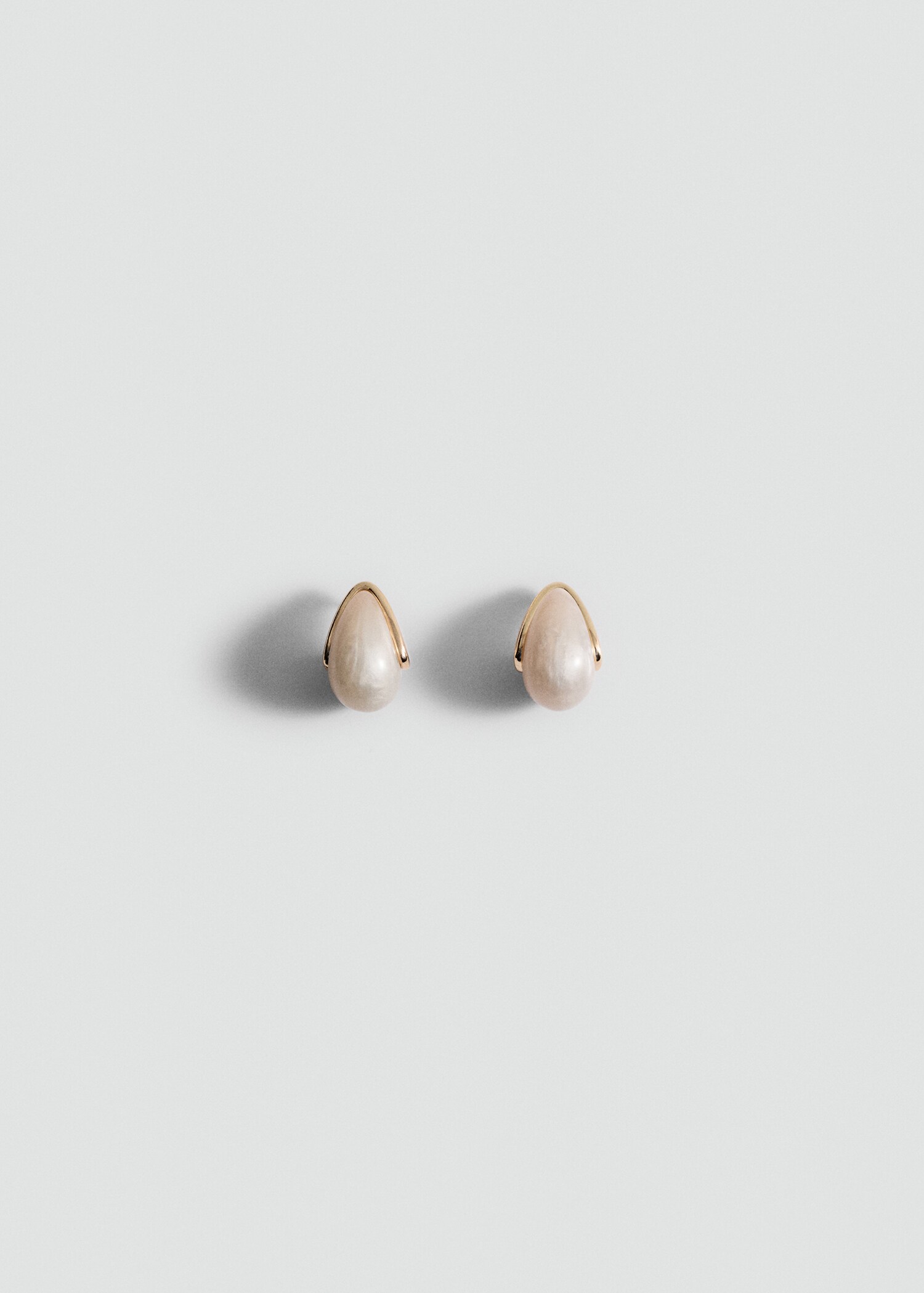 Resin drop earrings - Article without model