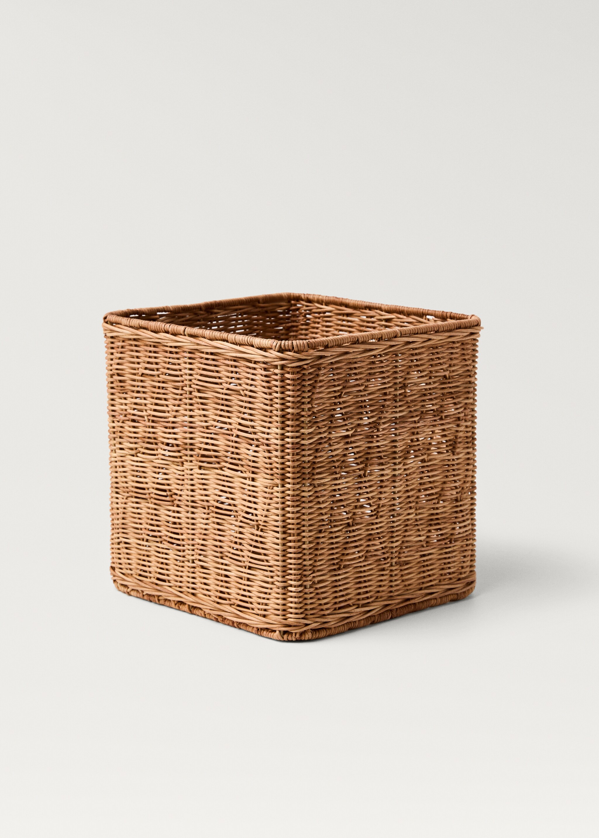 Cesta quadrada, pequena e de rotim - Pormenor do artigo 1