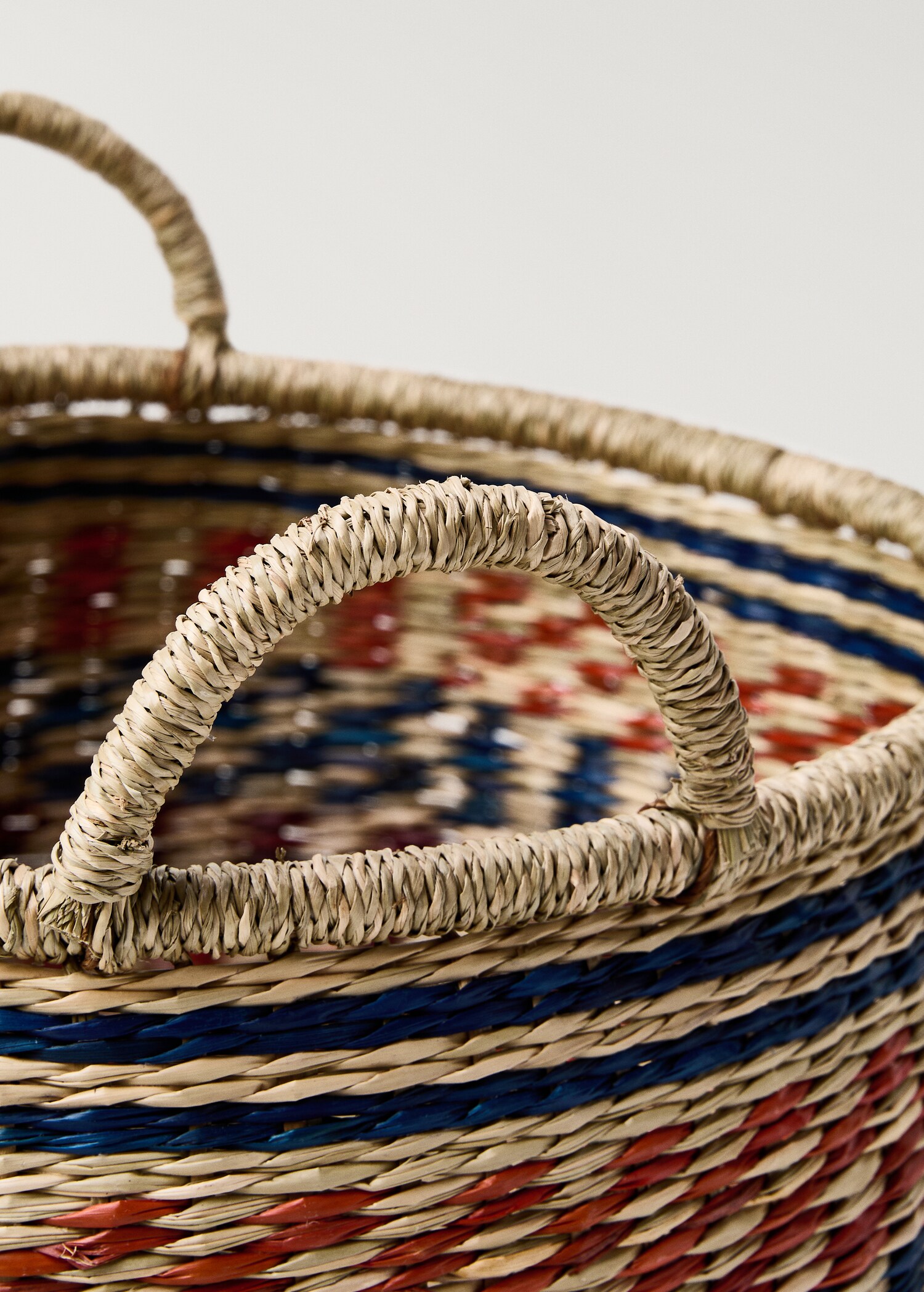 Round colored seagrass basket - Details of the article 1