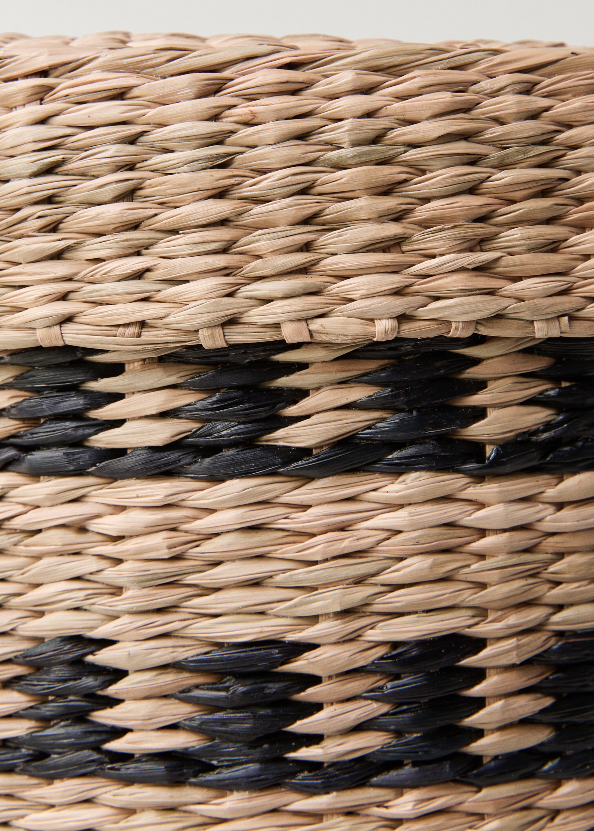 Seagrass basket with round lid - Details of the article 3