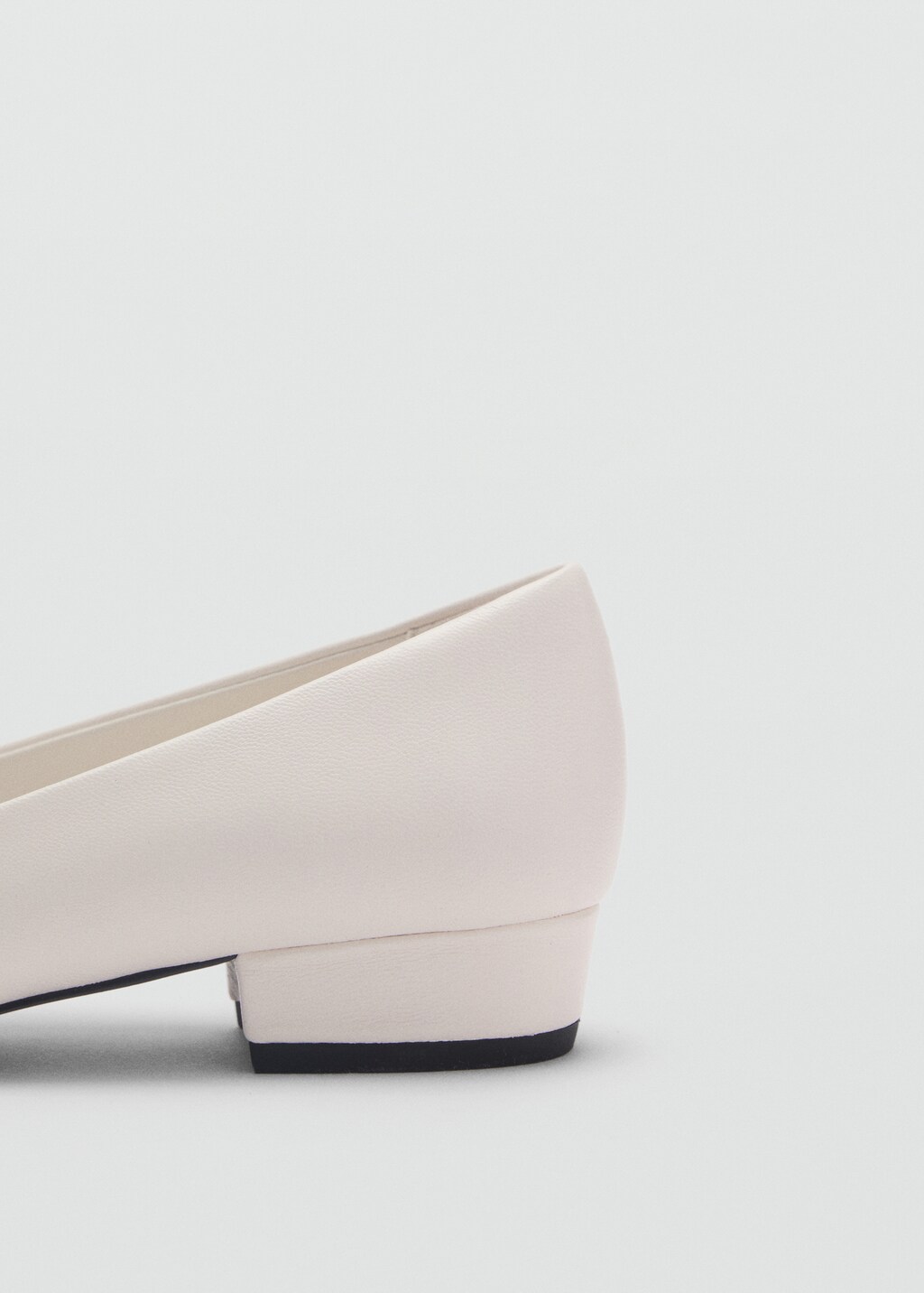 Open-toe leather shoes - image 4