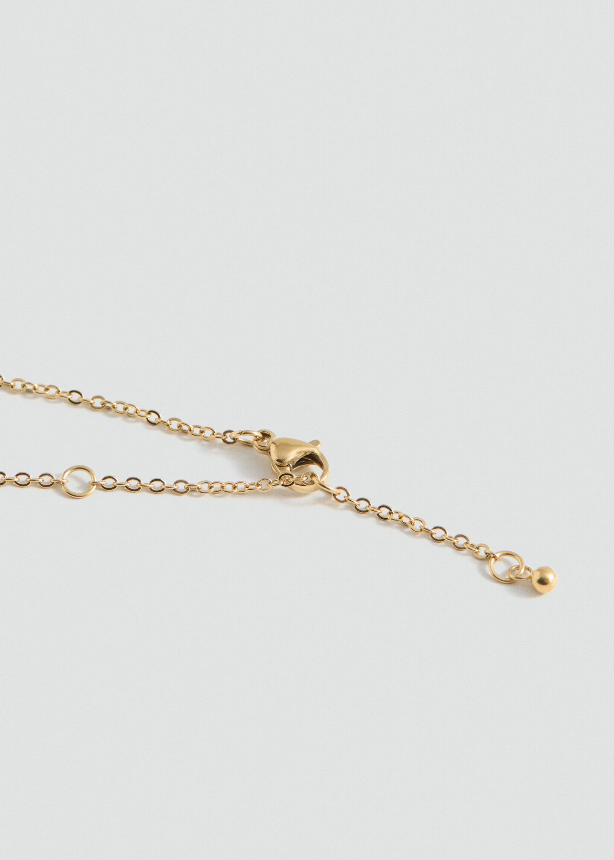 Letter Pendant Necklace - Details of the article 1