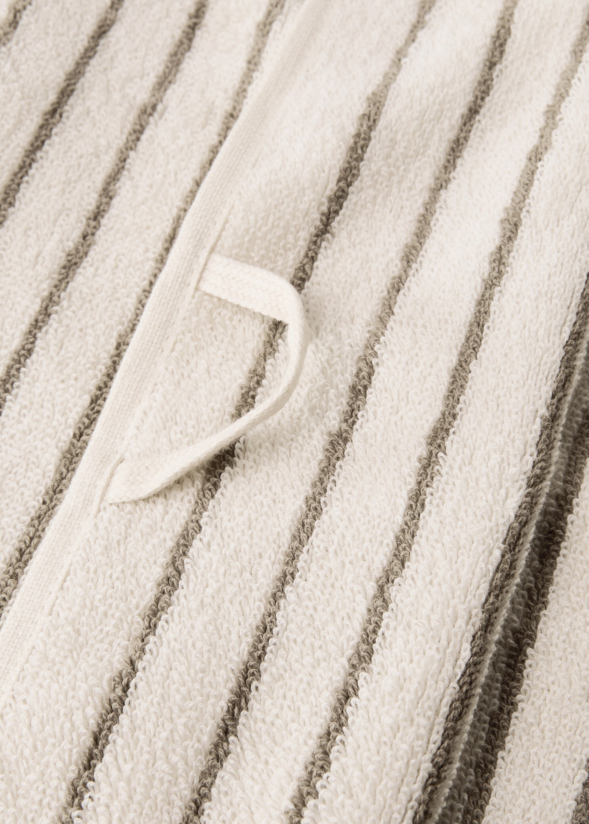 Two-toned stripe bath towel - Details of the article 3