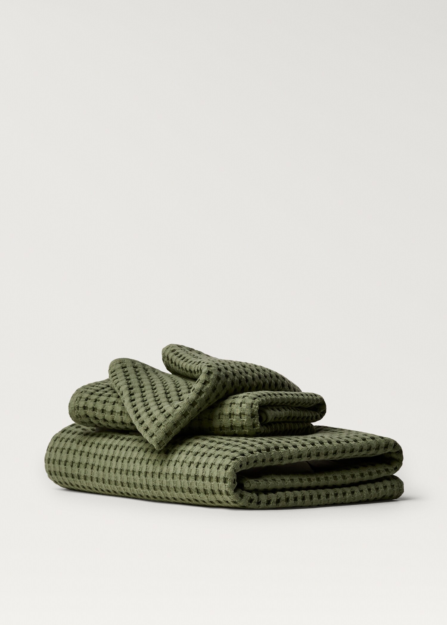 Washed cotton waffle bath towel - Article without model