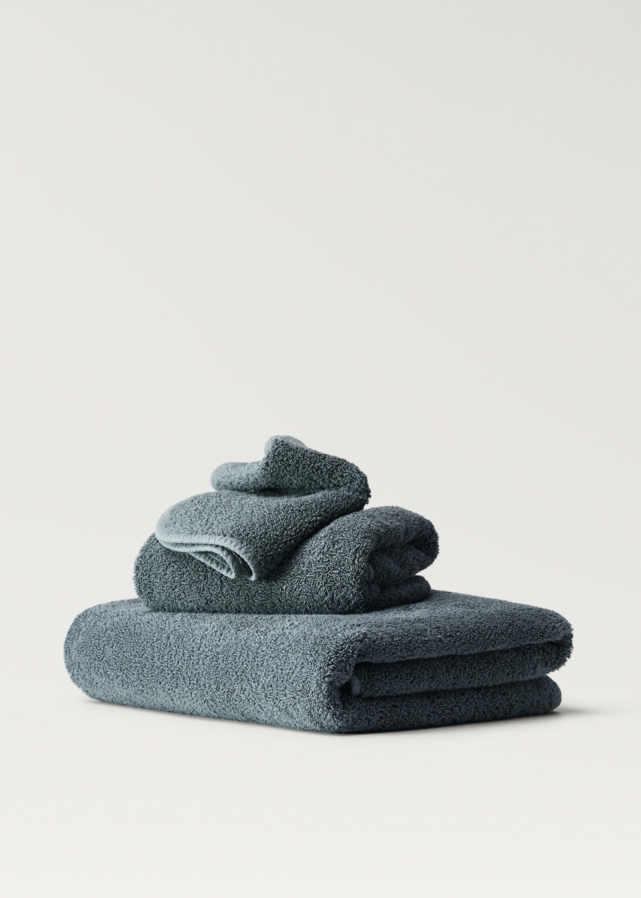 Serviette toilette teinture pièce - Article sans modèle