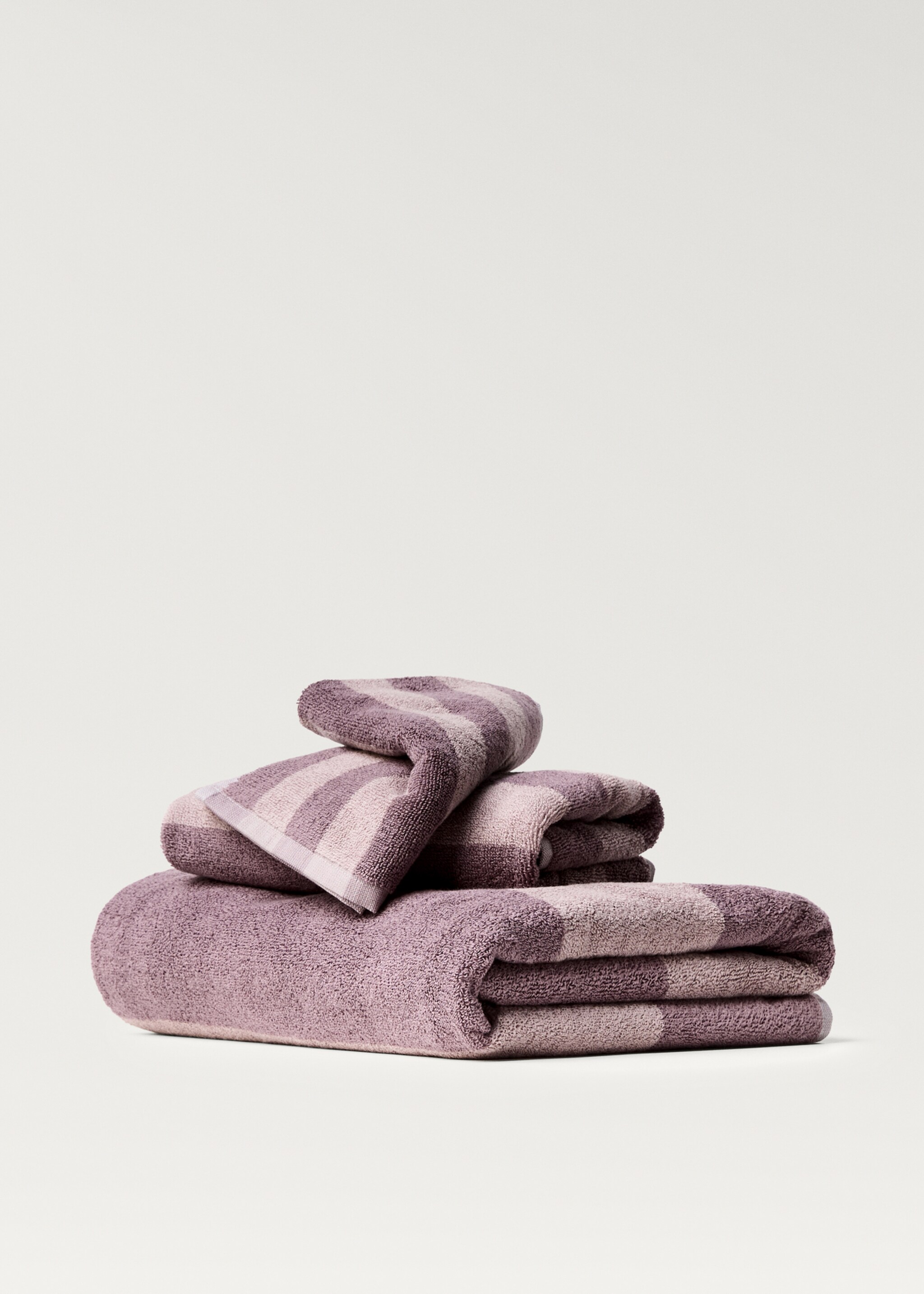 Two-tone striped bath towel - Article without model