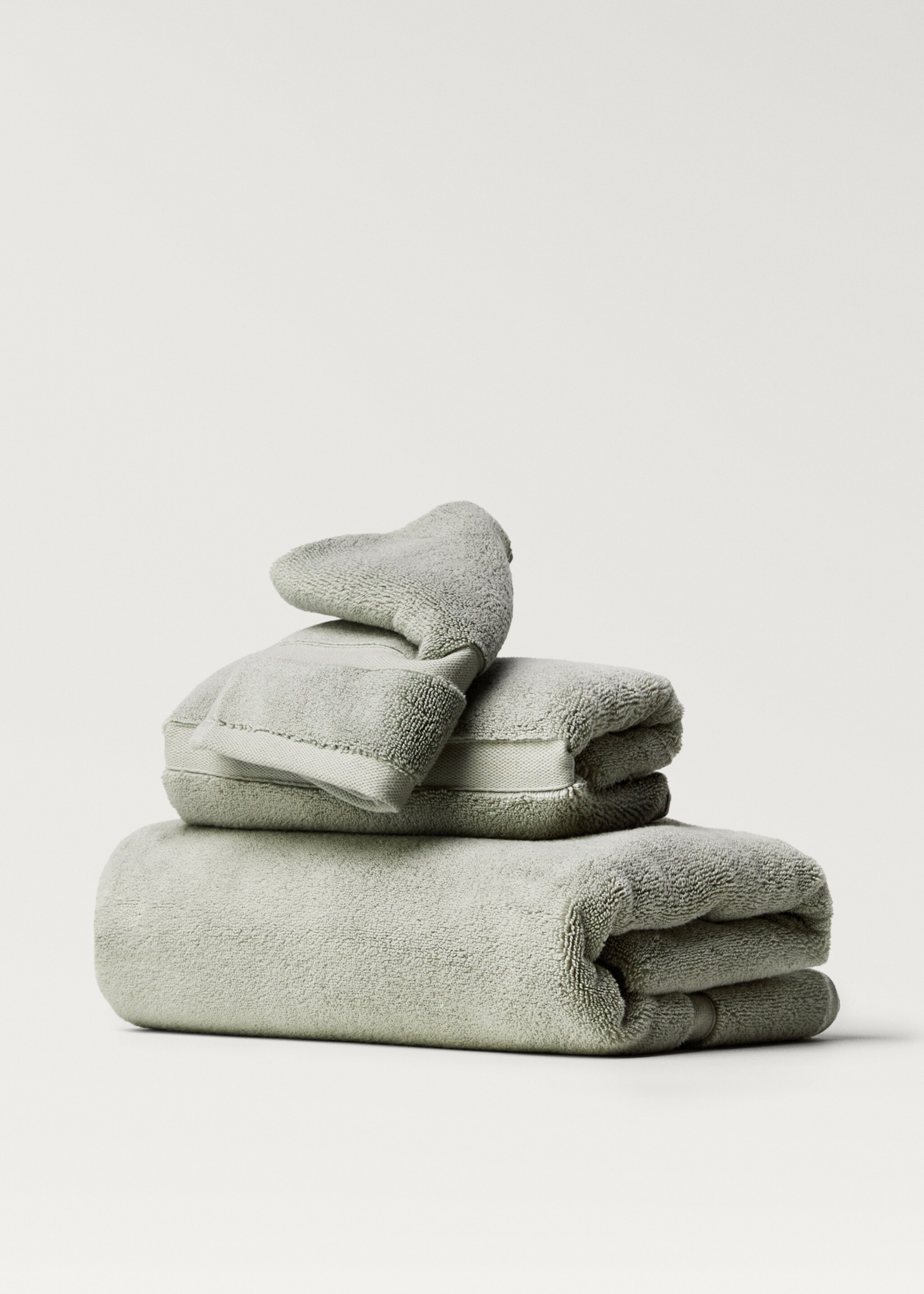 Extra soft bath towel - Article without model